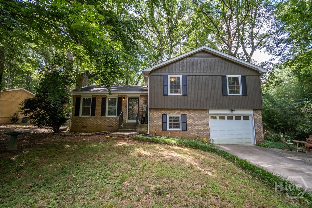FEATURED LISTINGS