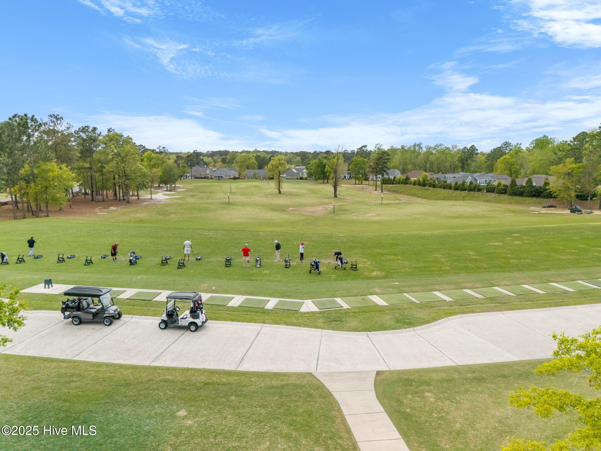 100544684 | Photo 99