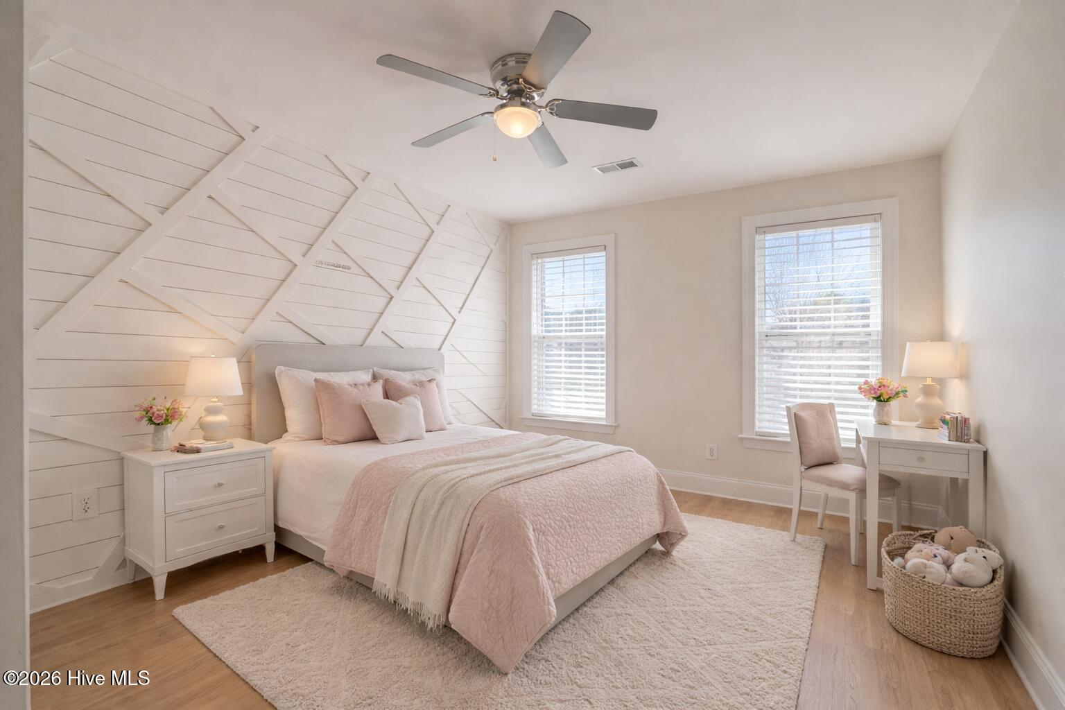 100550265 | Photo 55