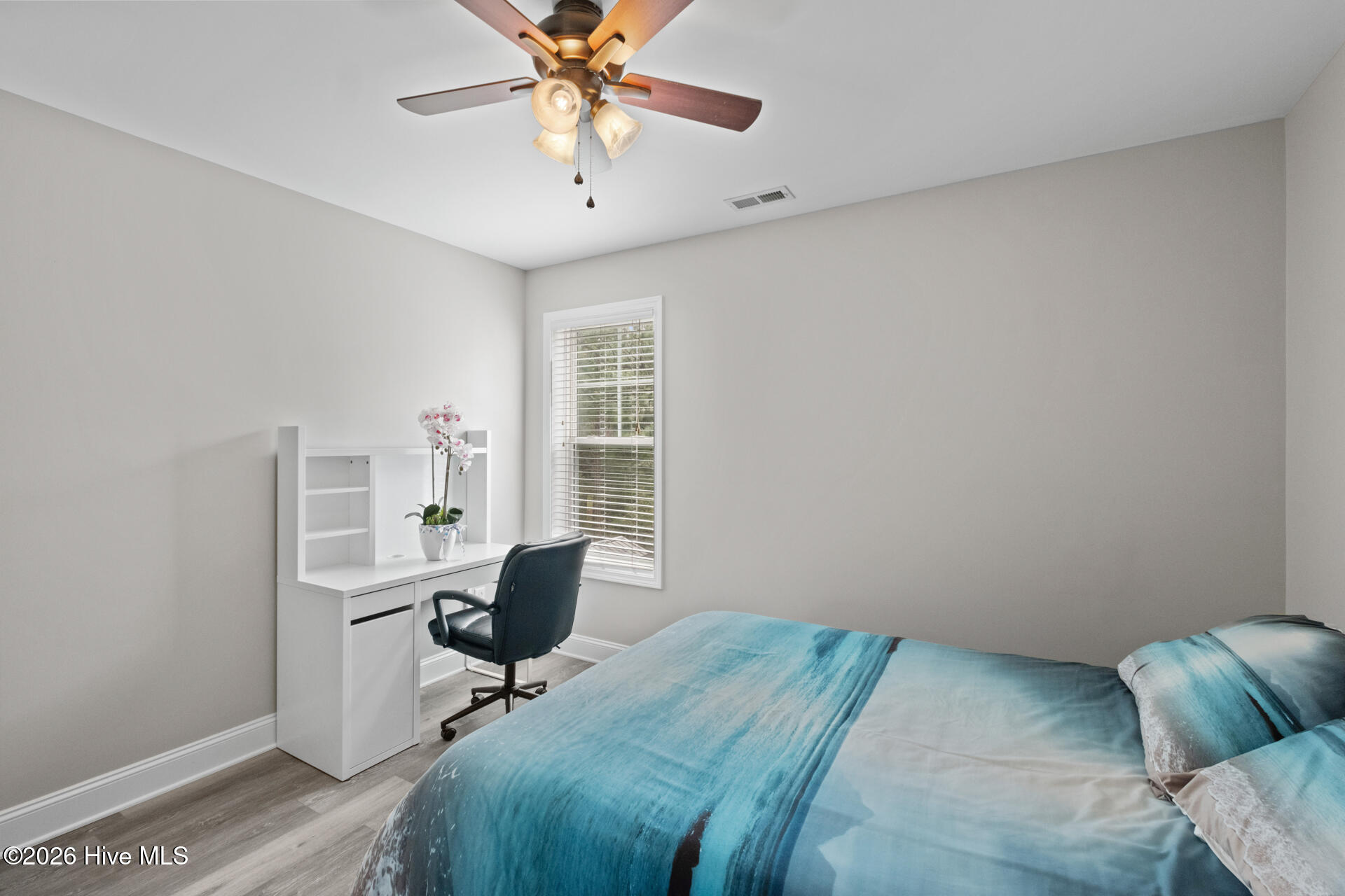 100566608 | Photo 64