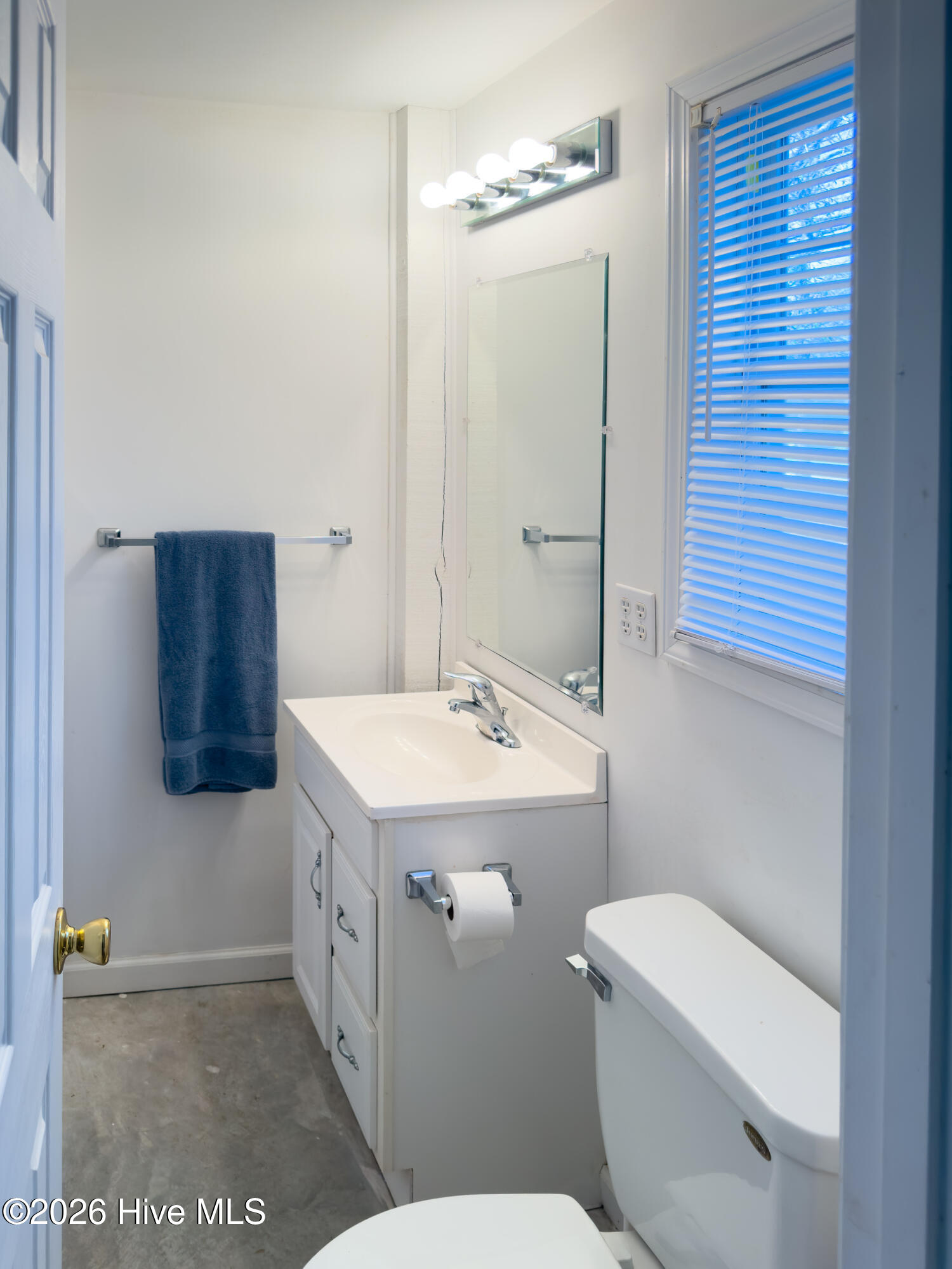 100559044 | Photo 10