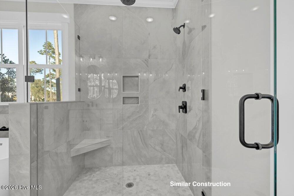 100570646 | Photo 13