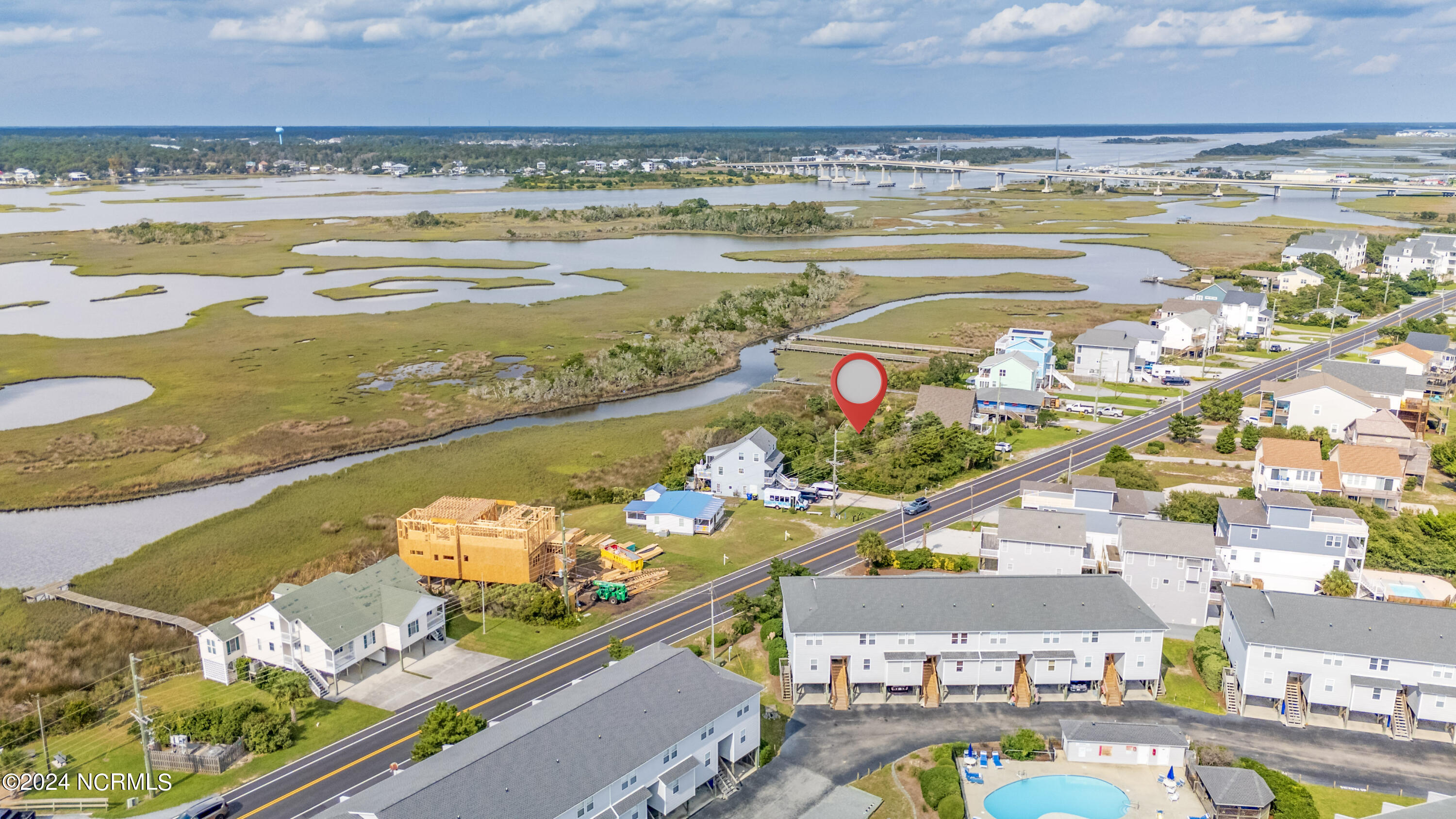 817 S Topsail Drive, Surf City, NC, 28445