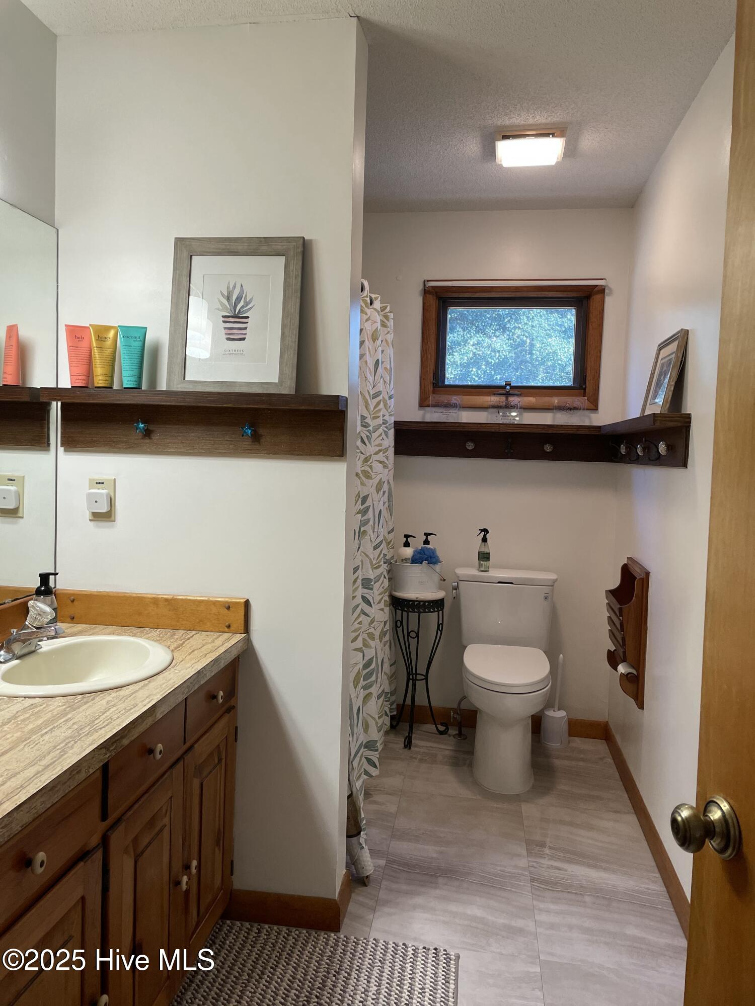 100531668 | Photo 13