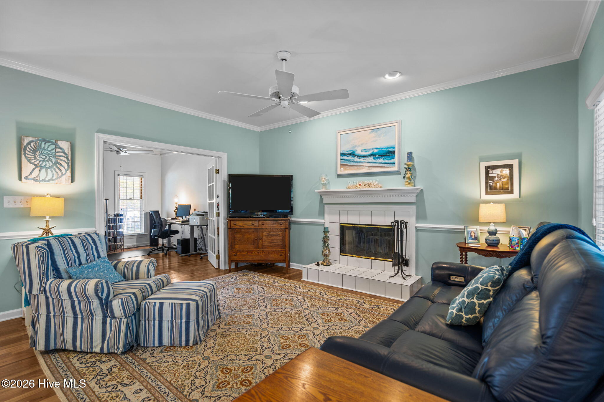 100564345 | Photo 14