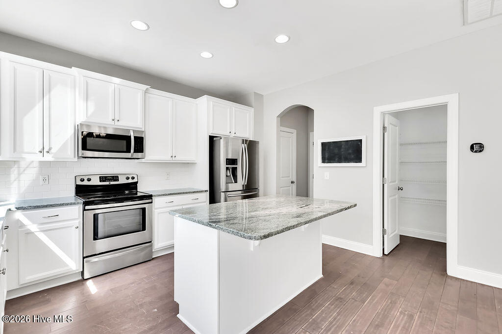 100558736 | Photo 13