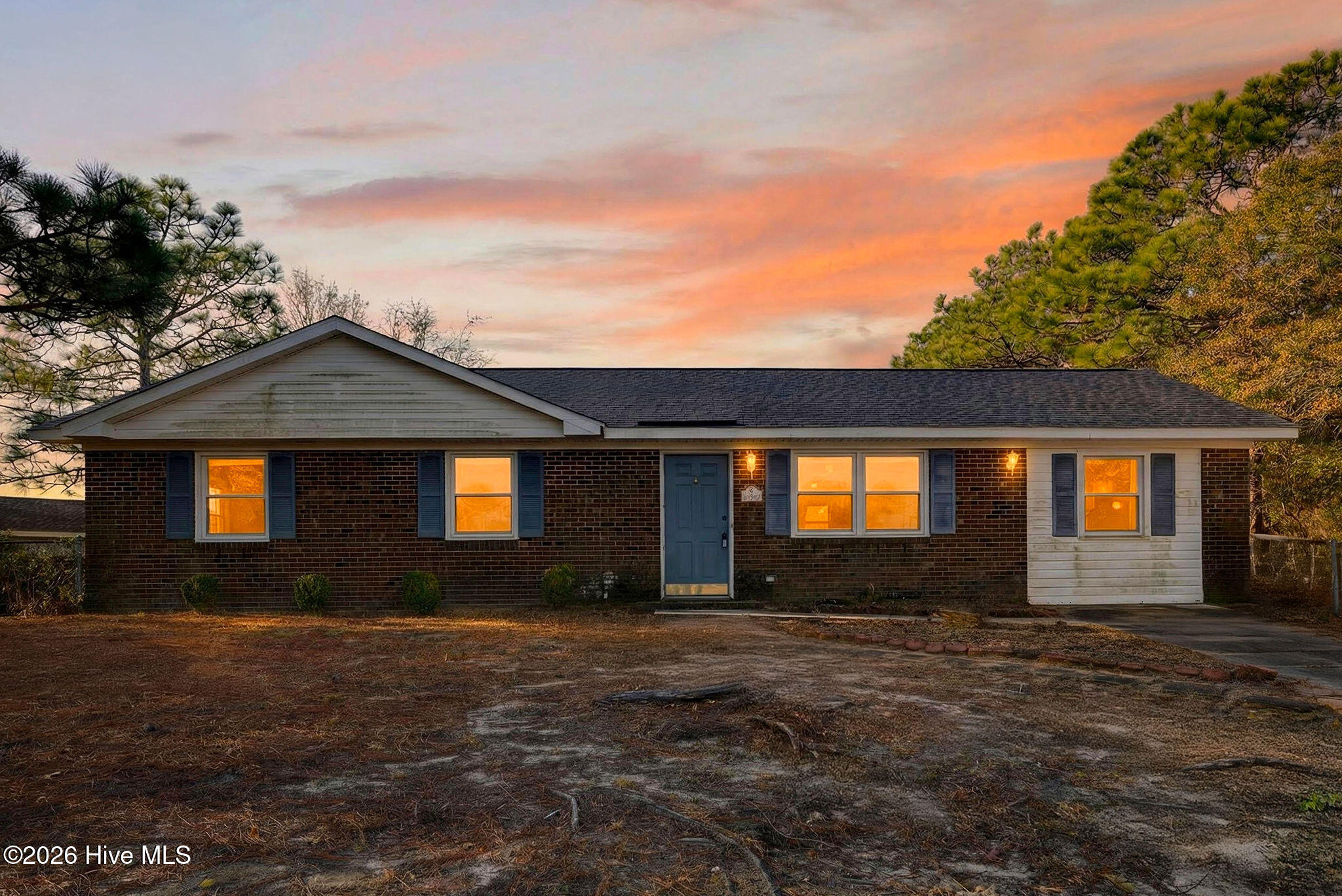 100547847 | Photo 26