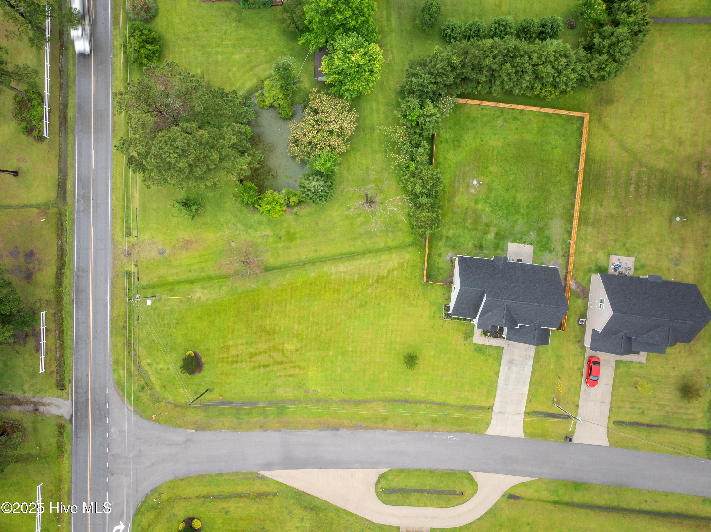 100512056 | Photo 54