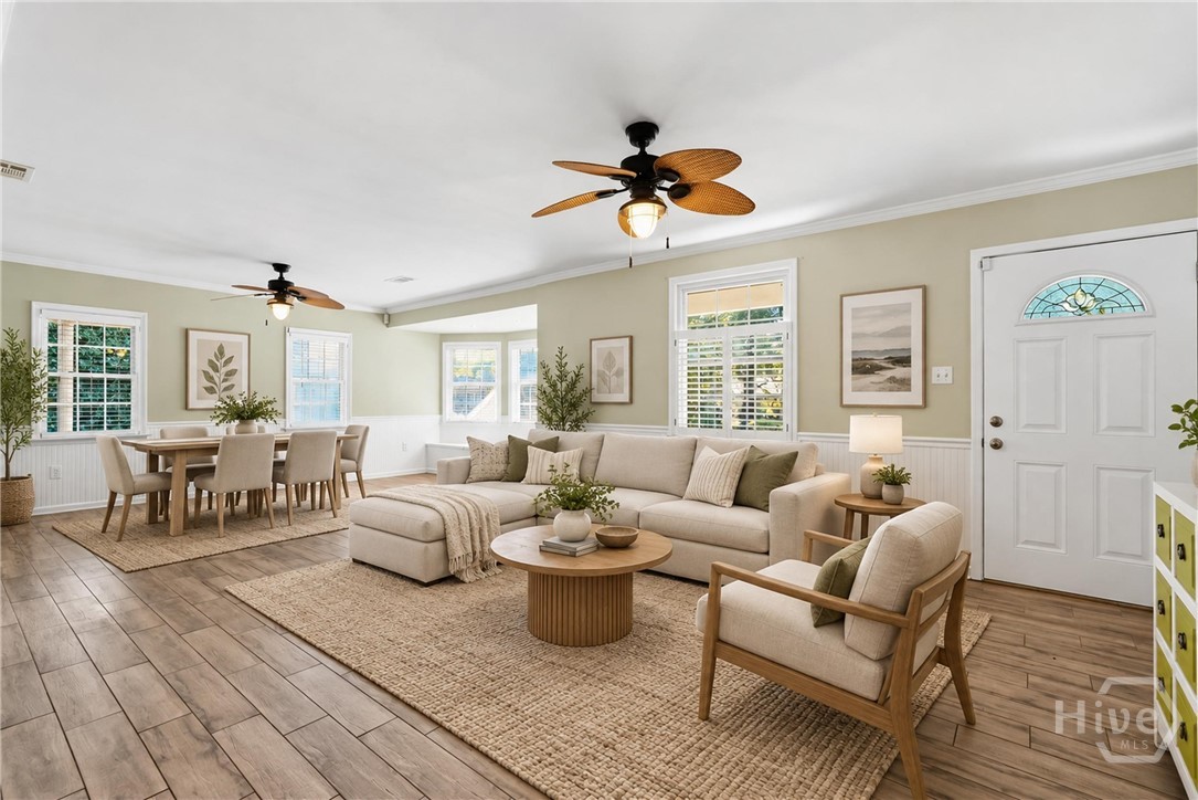 Photo 3 of Single family home for sale at 206 Port Royal Dr, Savannah, GA 31410 | MLS# SA364599 | Listing updated on 2026-09-20