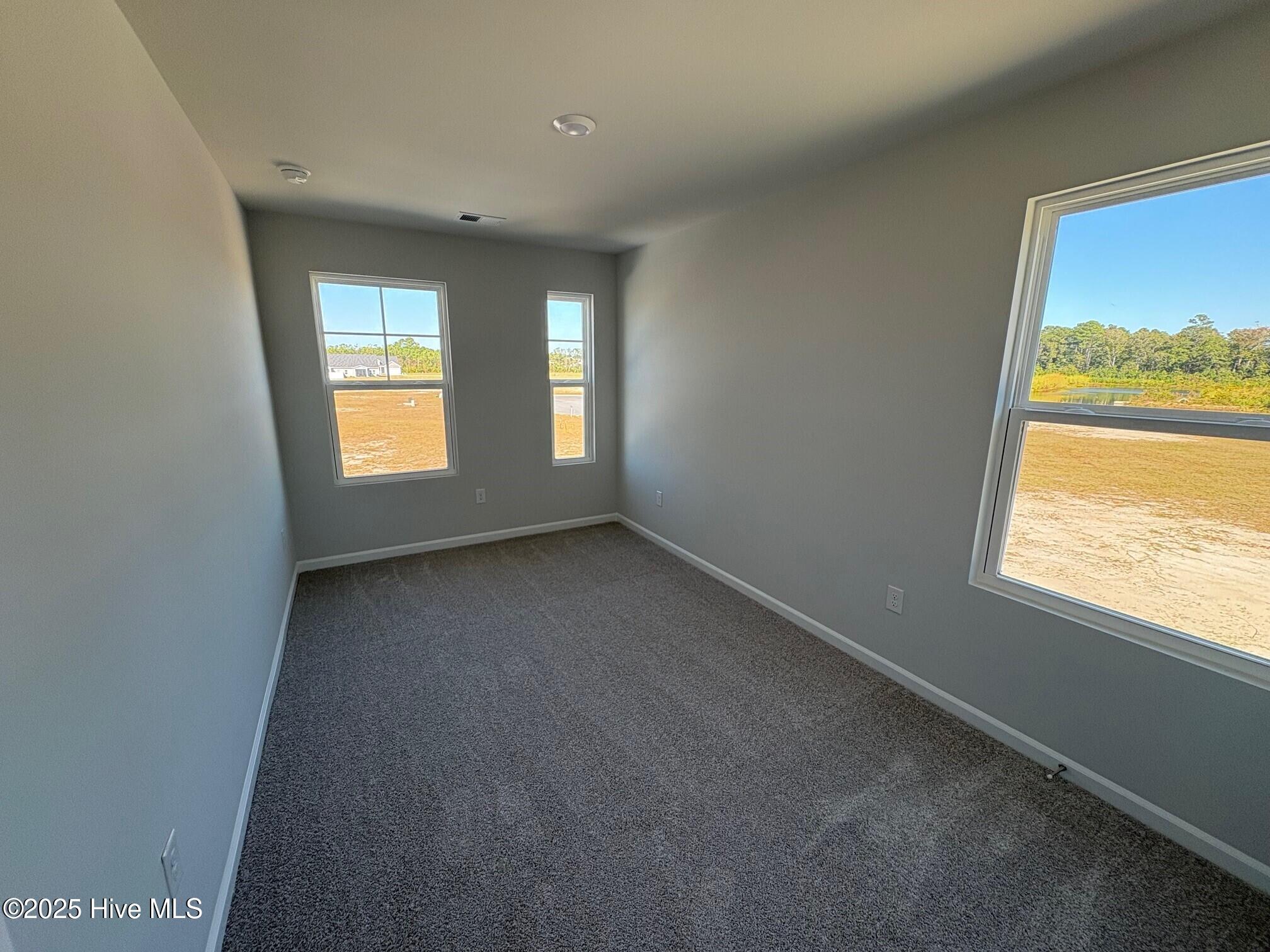 100536972 | Photo 10