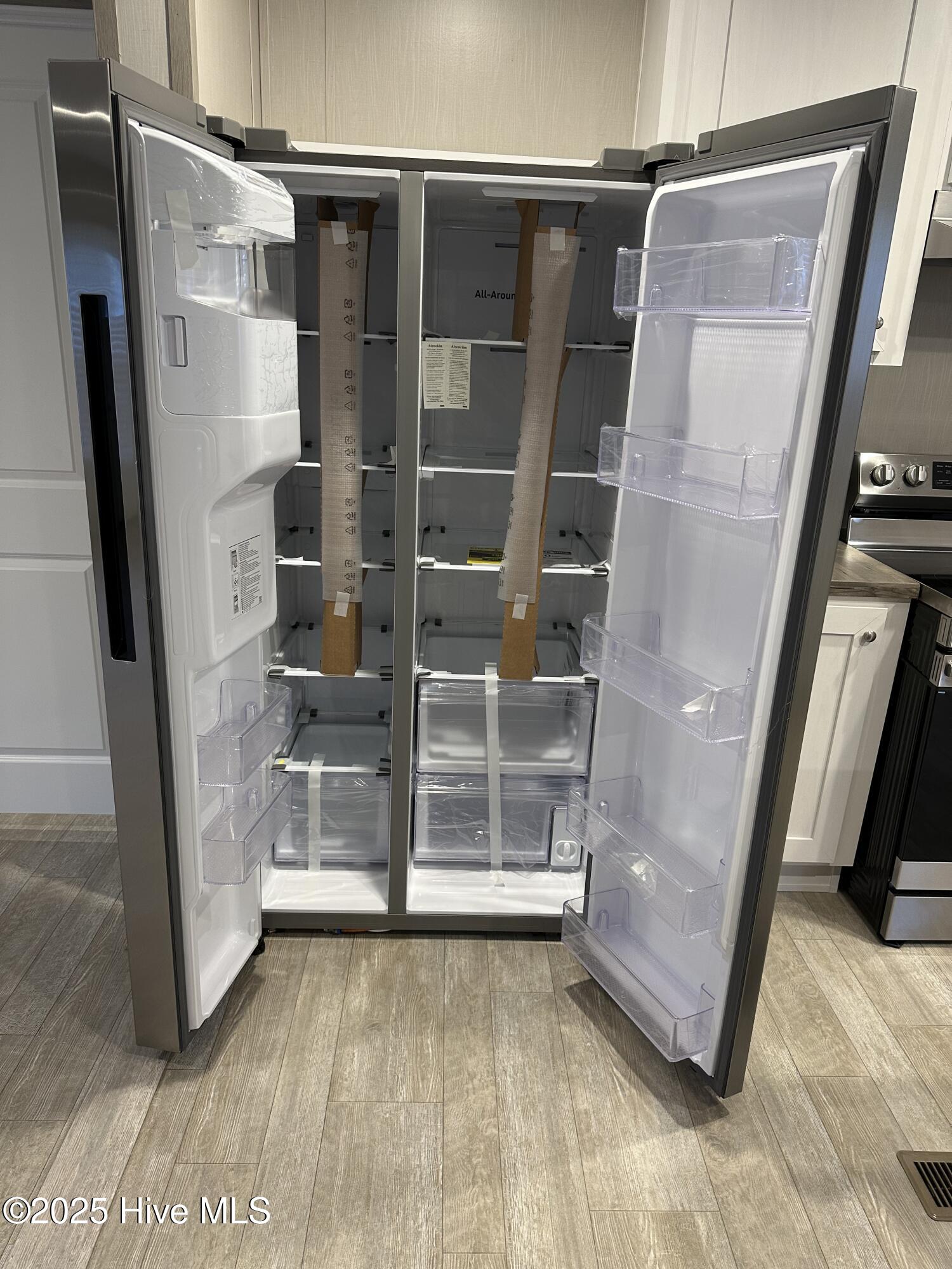 100541936 | Photo 43