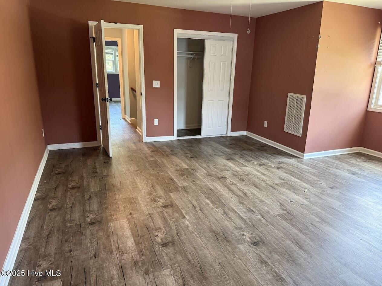 100525769 | Photo 24