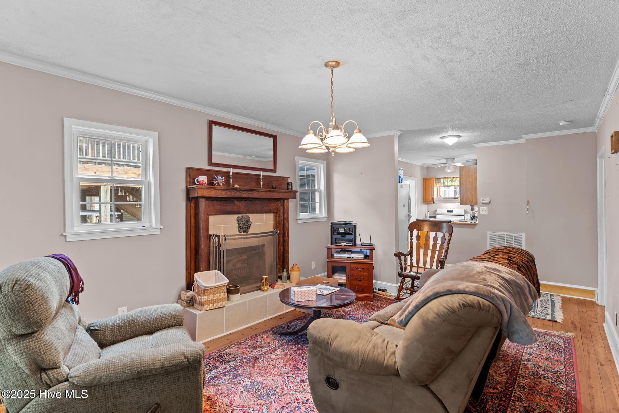 100536302 | Photo 27