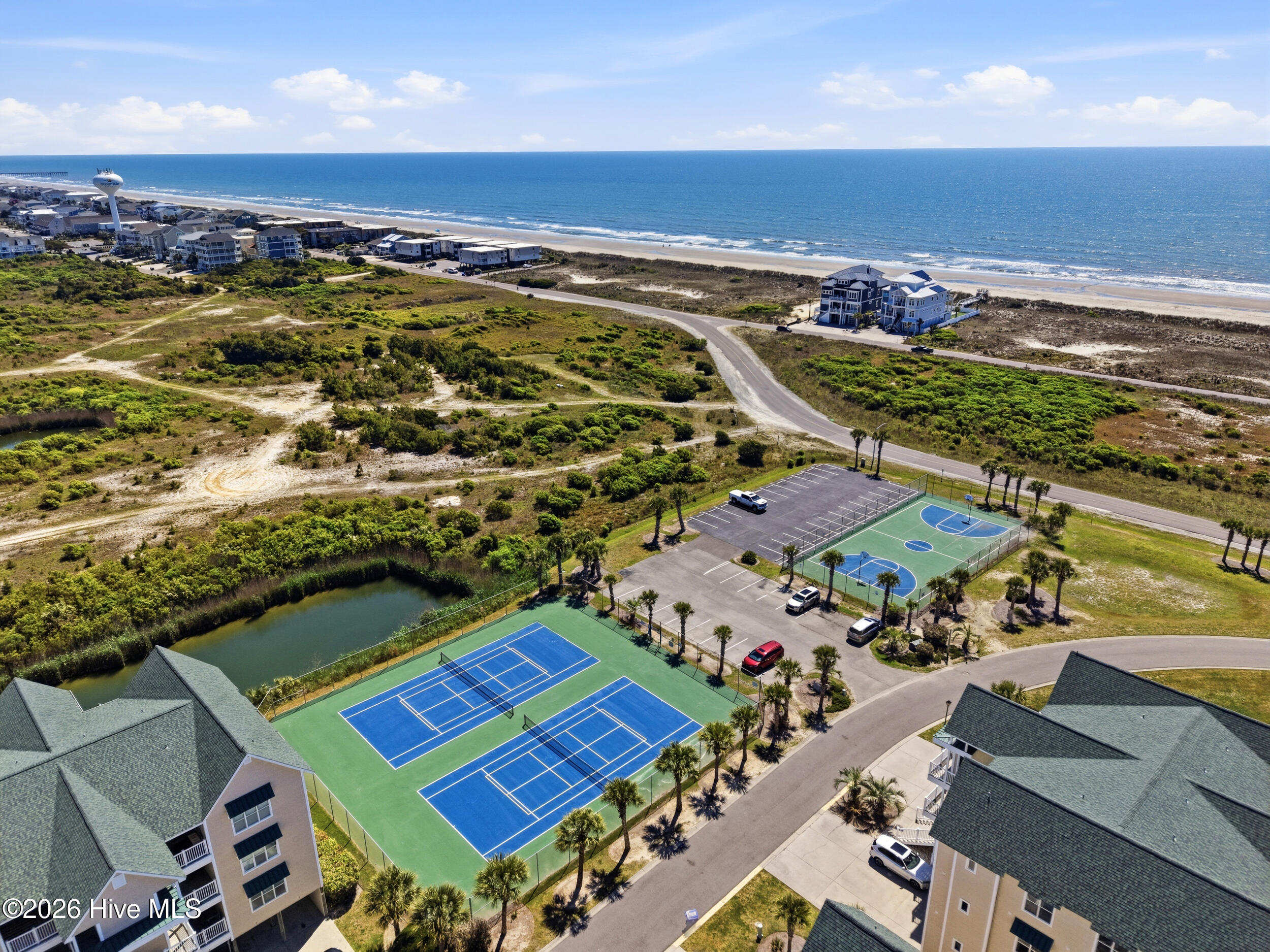 100567598 | Photo 46