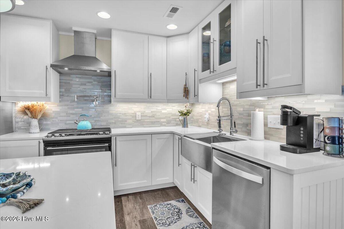 100550591 | Photo 21