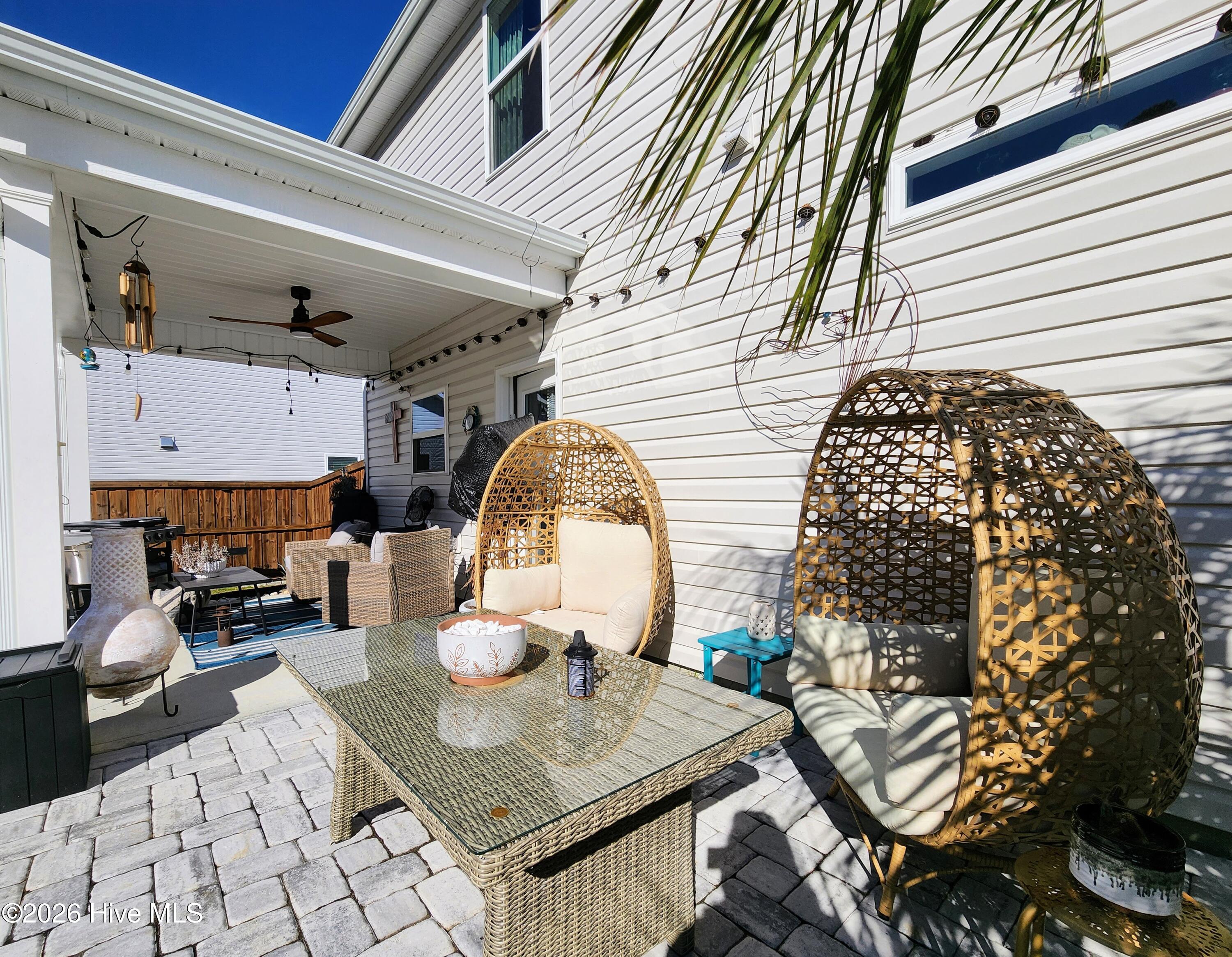 100549443 | Photo 54