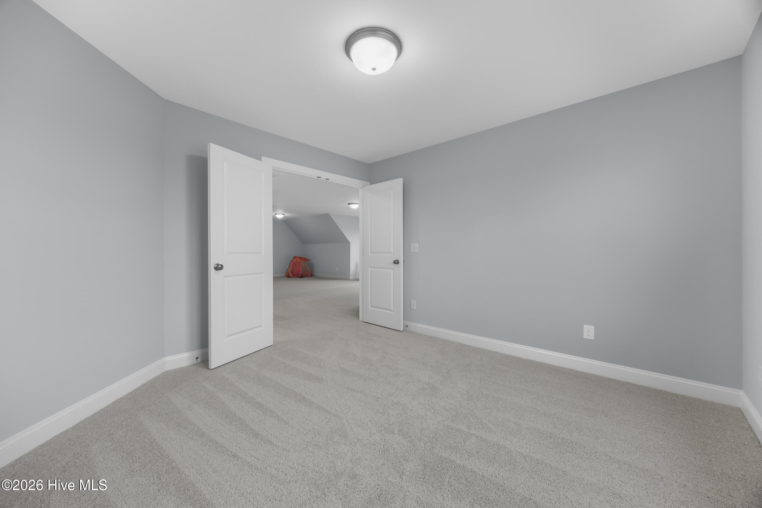 100552292 | Photo 18