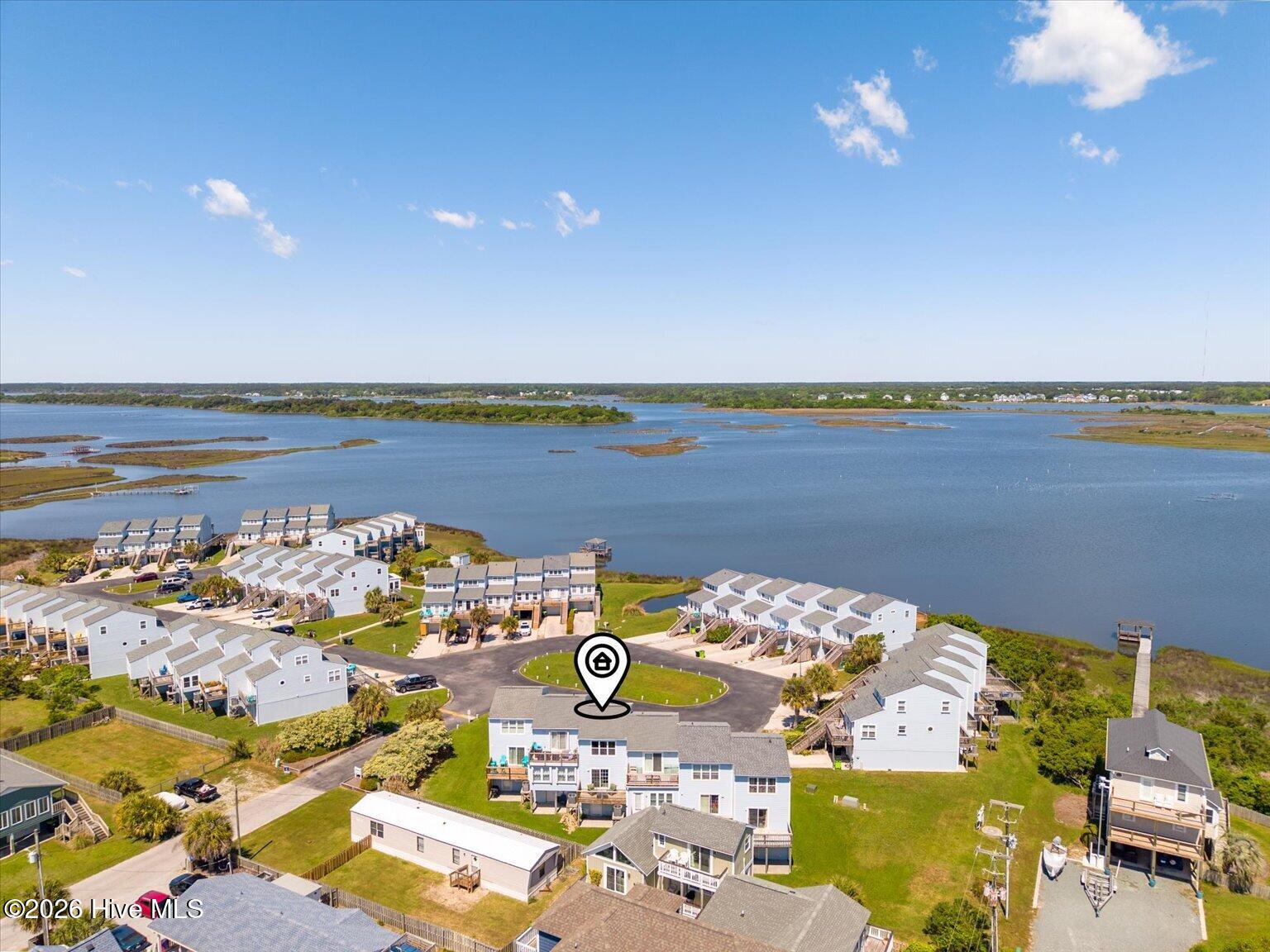 100570154 | Photo 22