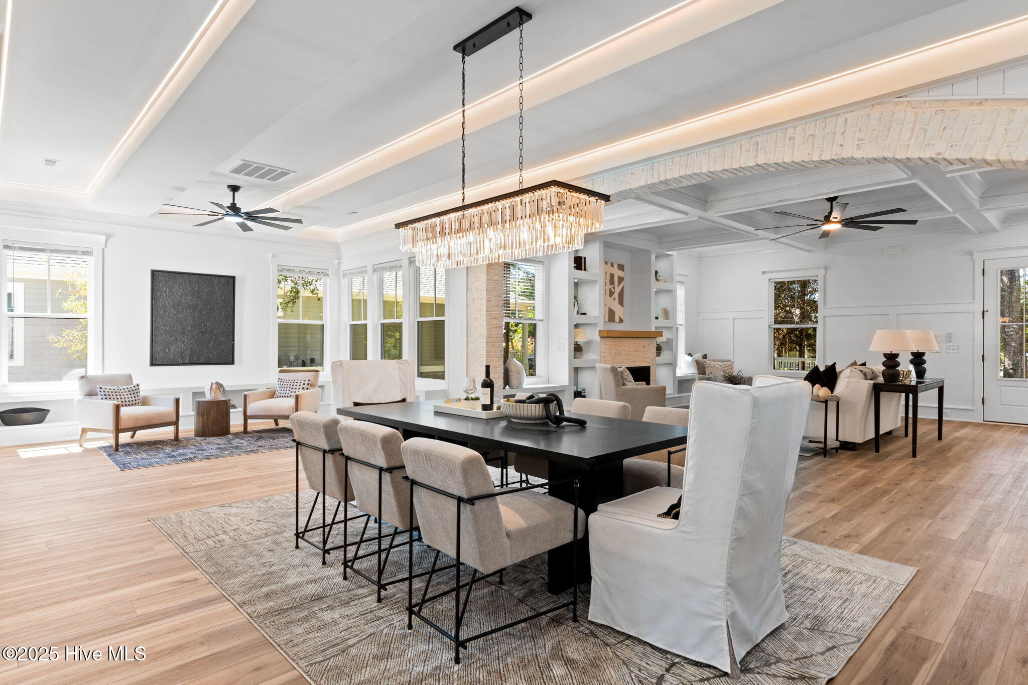 100529099 | Photo 18