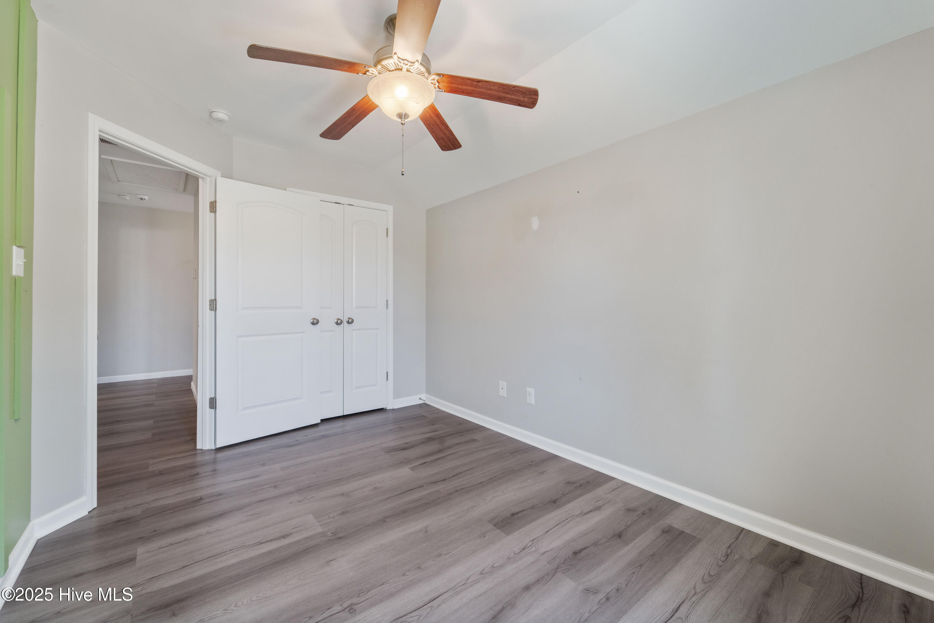 100529060 | Photo 41