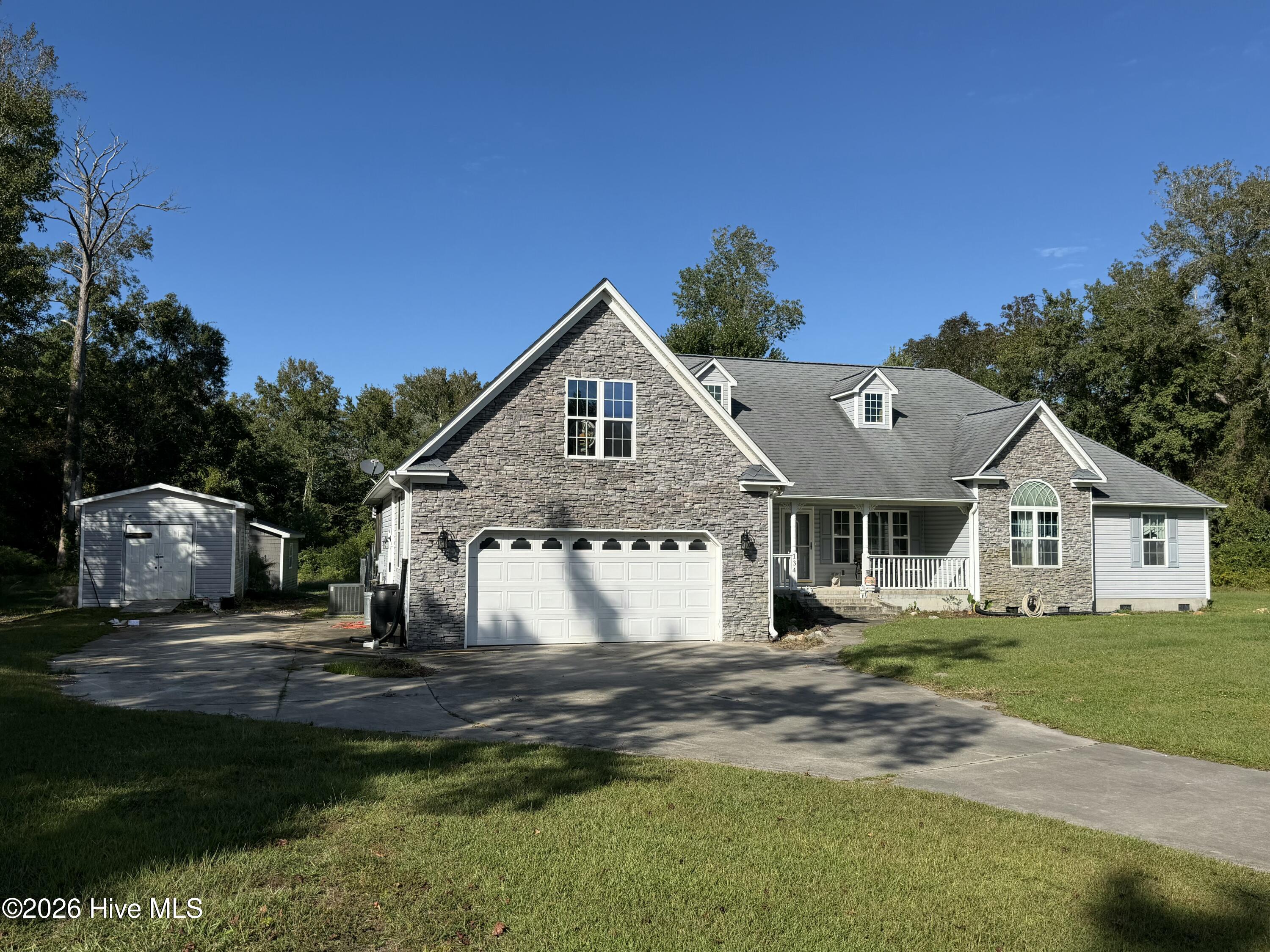 134 Bur Oaks Boulevard,Newport