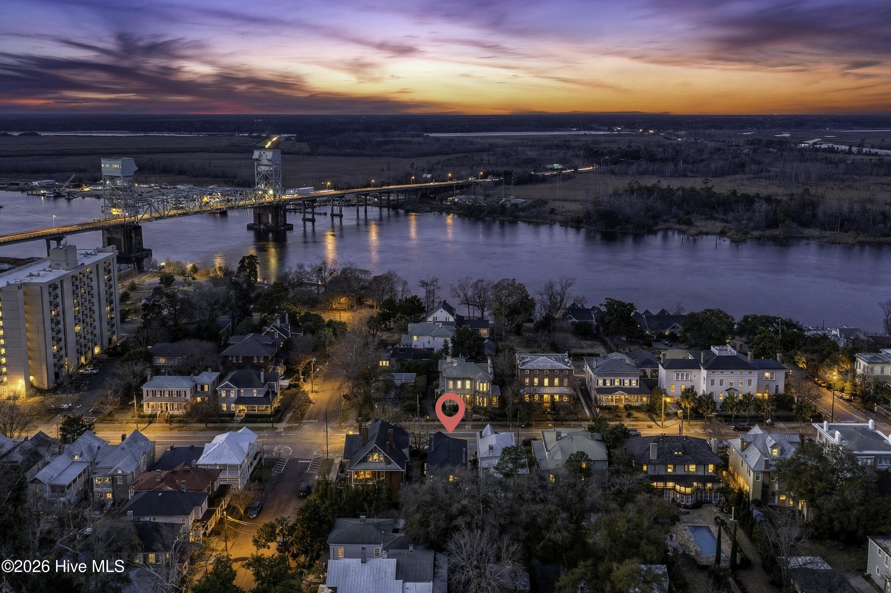 100555713 | Photo 62