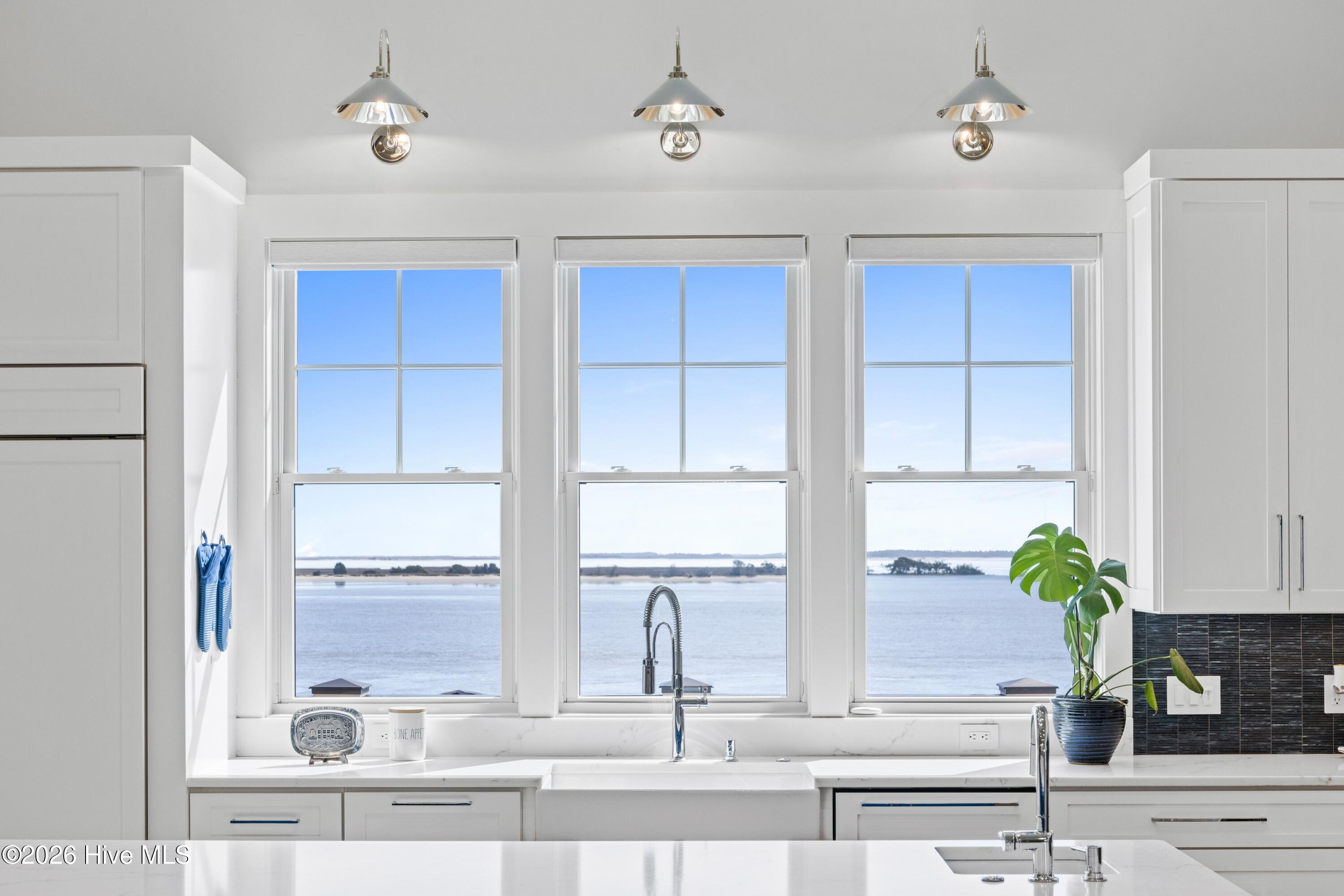 100556008 | Photo 15