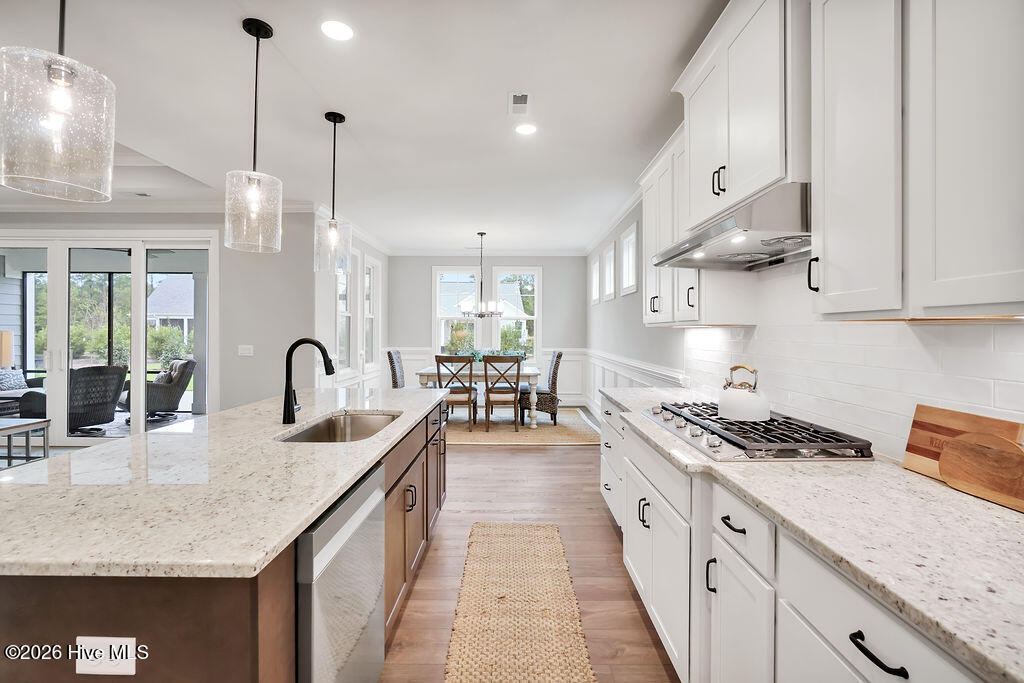 100517231 | Photo 17