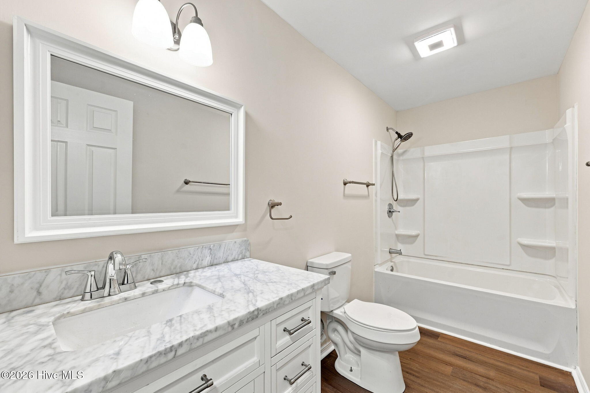 213 Nine Foot Road,Newport