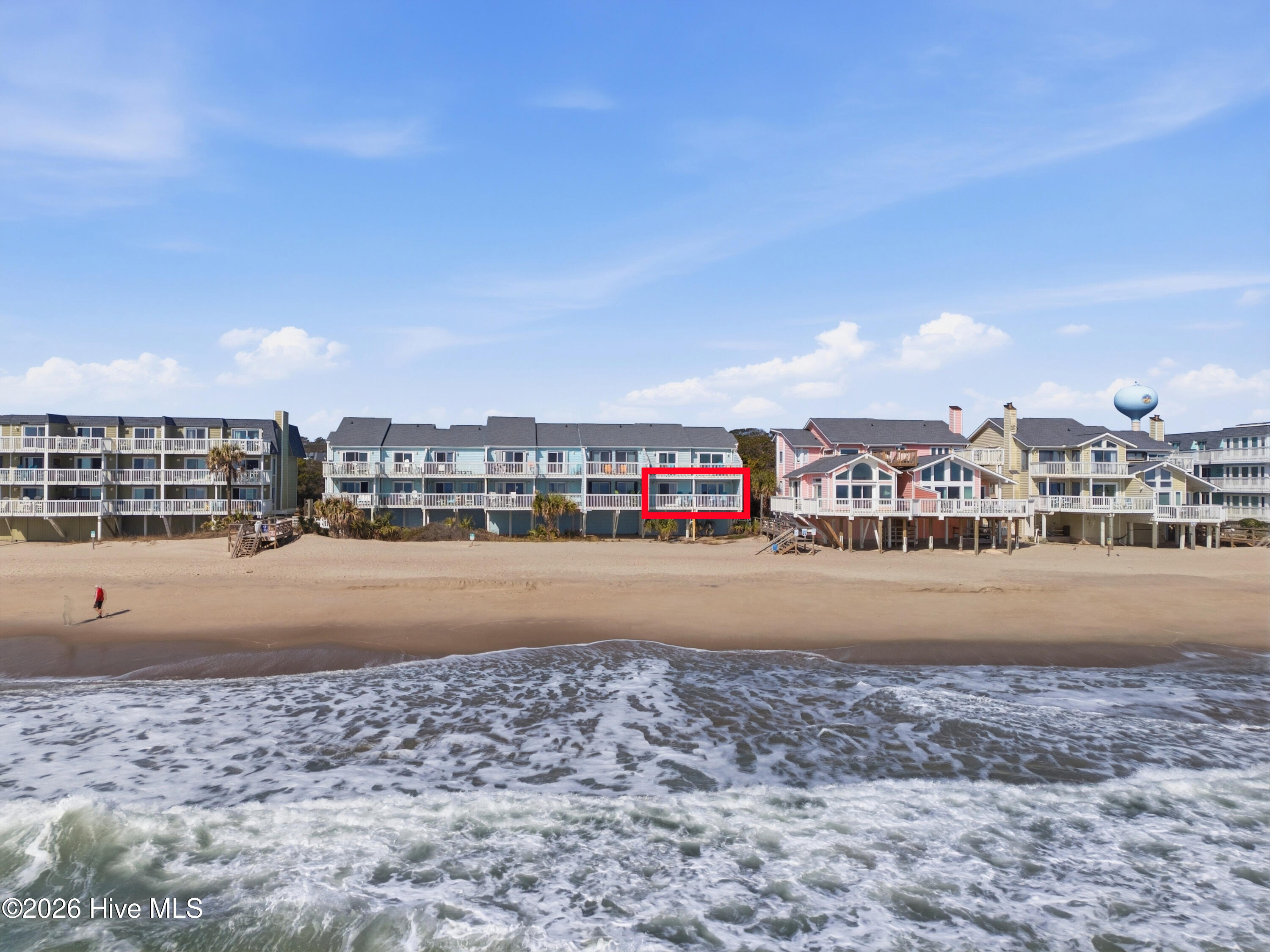 100557142 | Photo 42