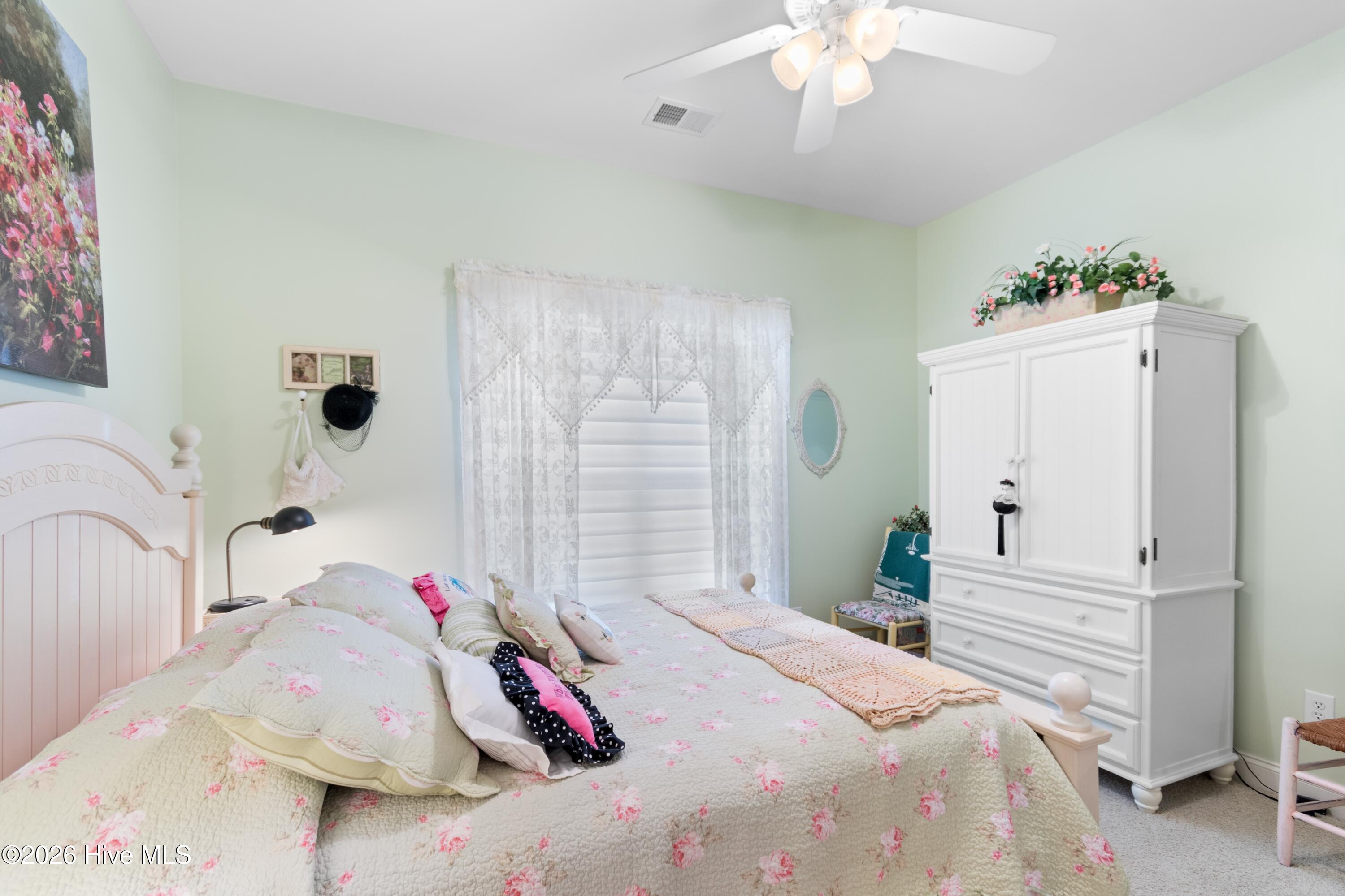 100540219 | Photo 22