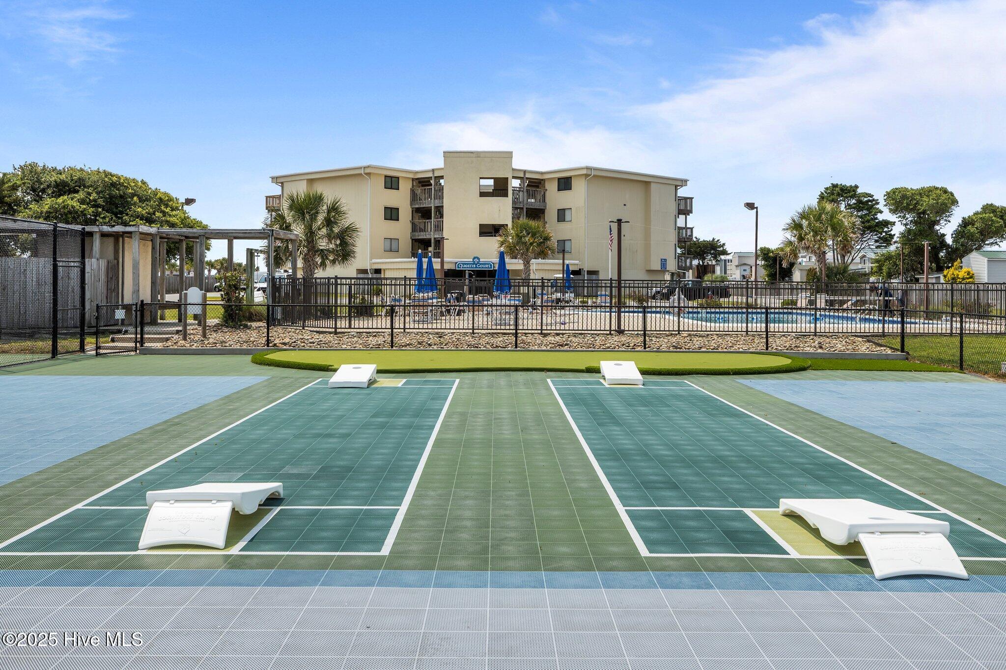 100511751 | Photo 40