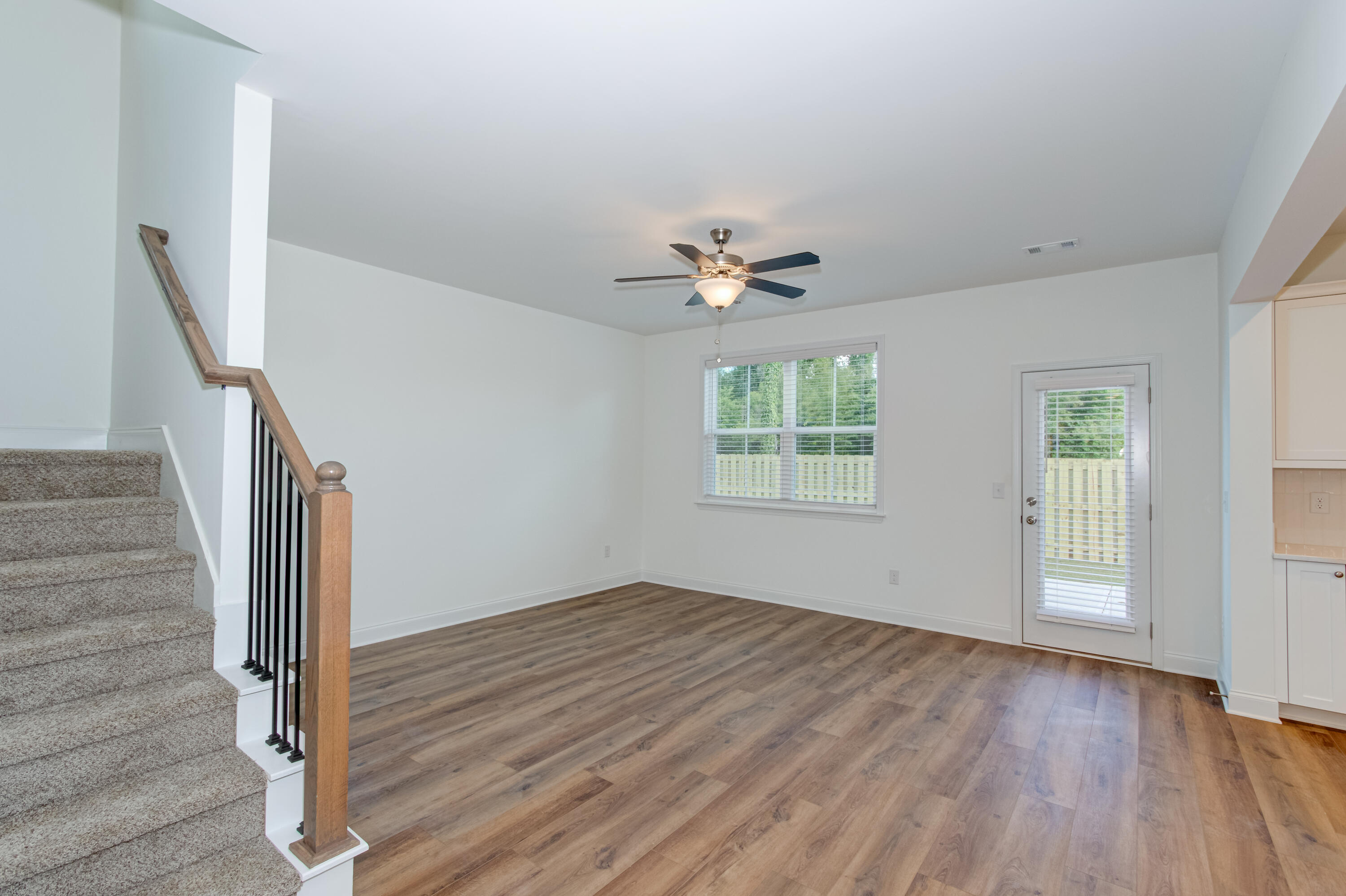 2nd St, 526, Interior-1