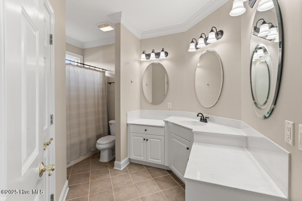 100516339 | Photo 39