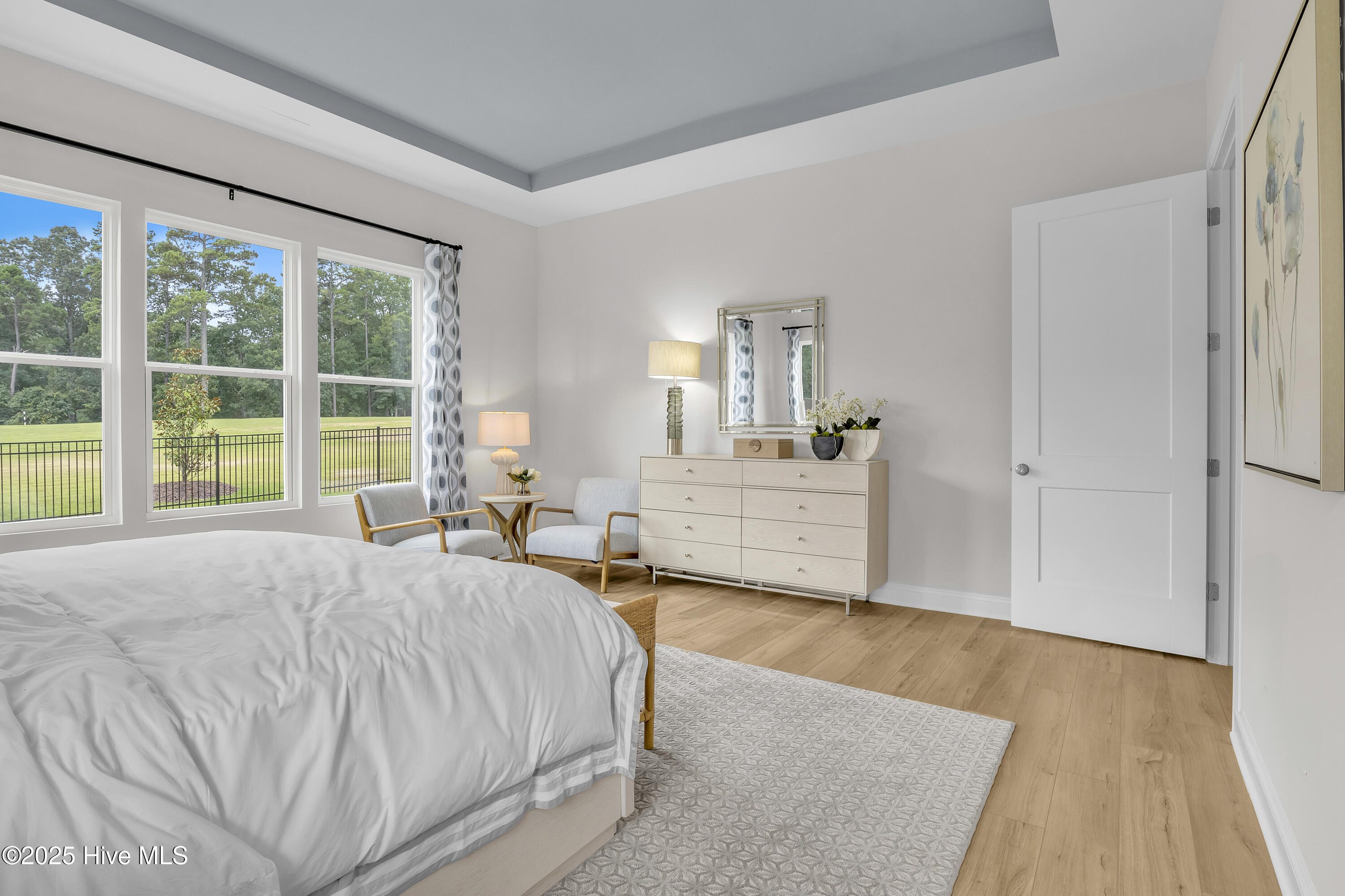 100562481 | Photo 12