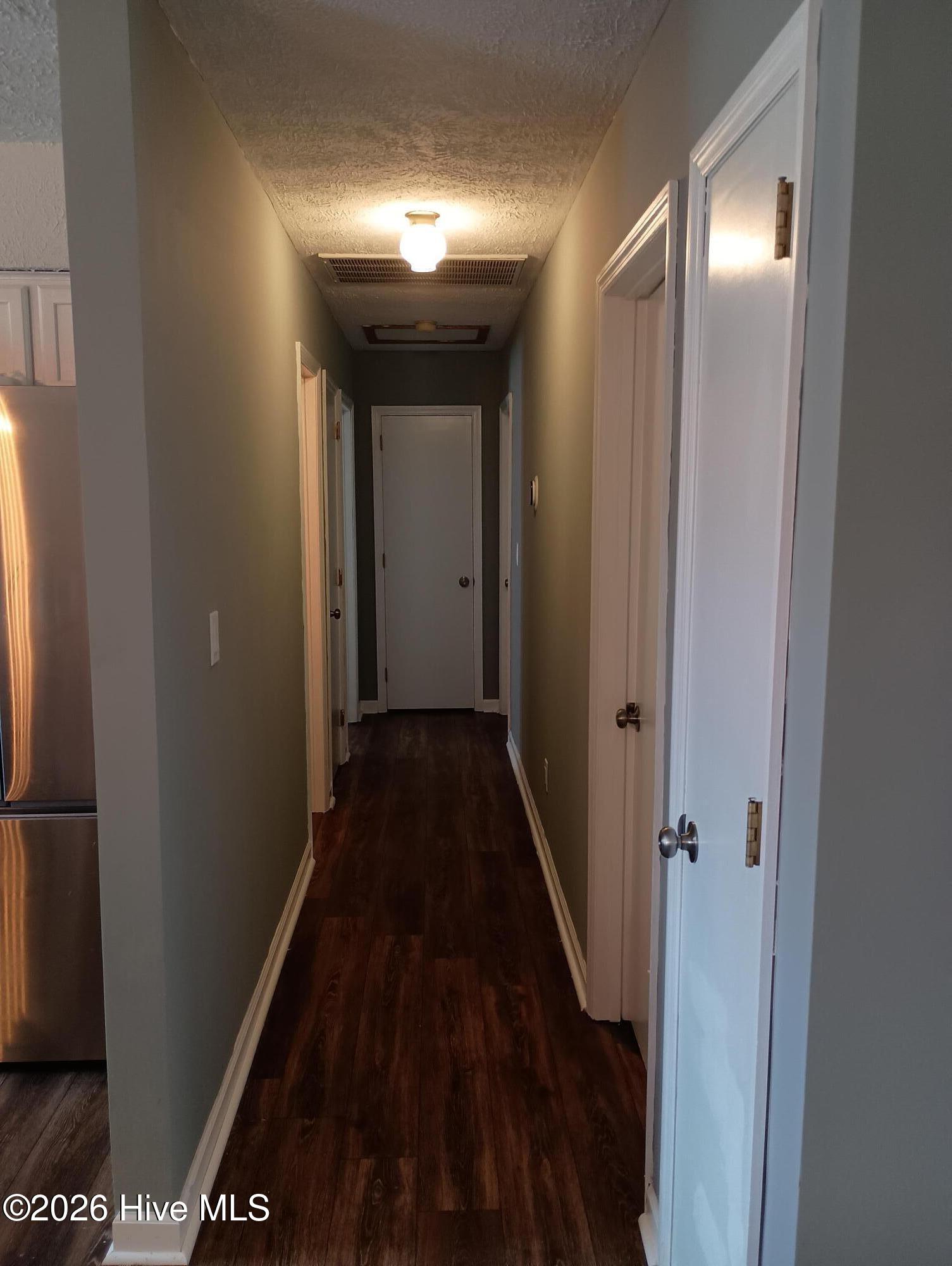 100529297 | Photo 15