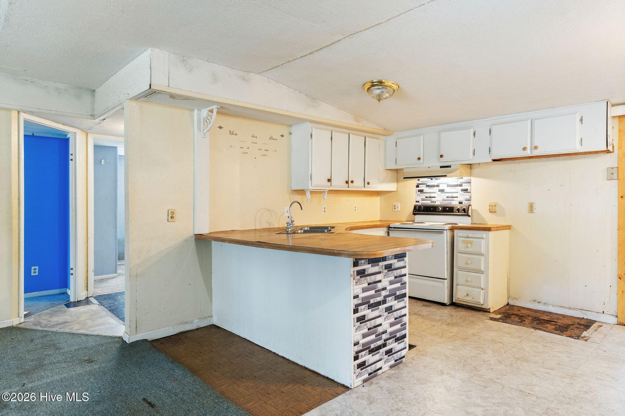 100555991 | Photo 22