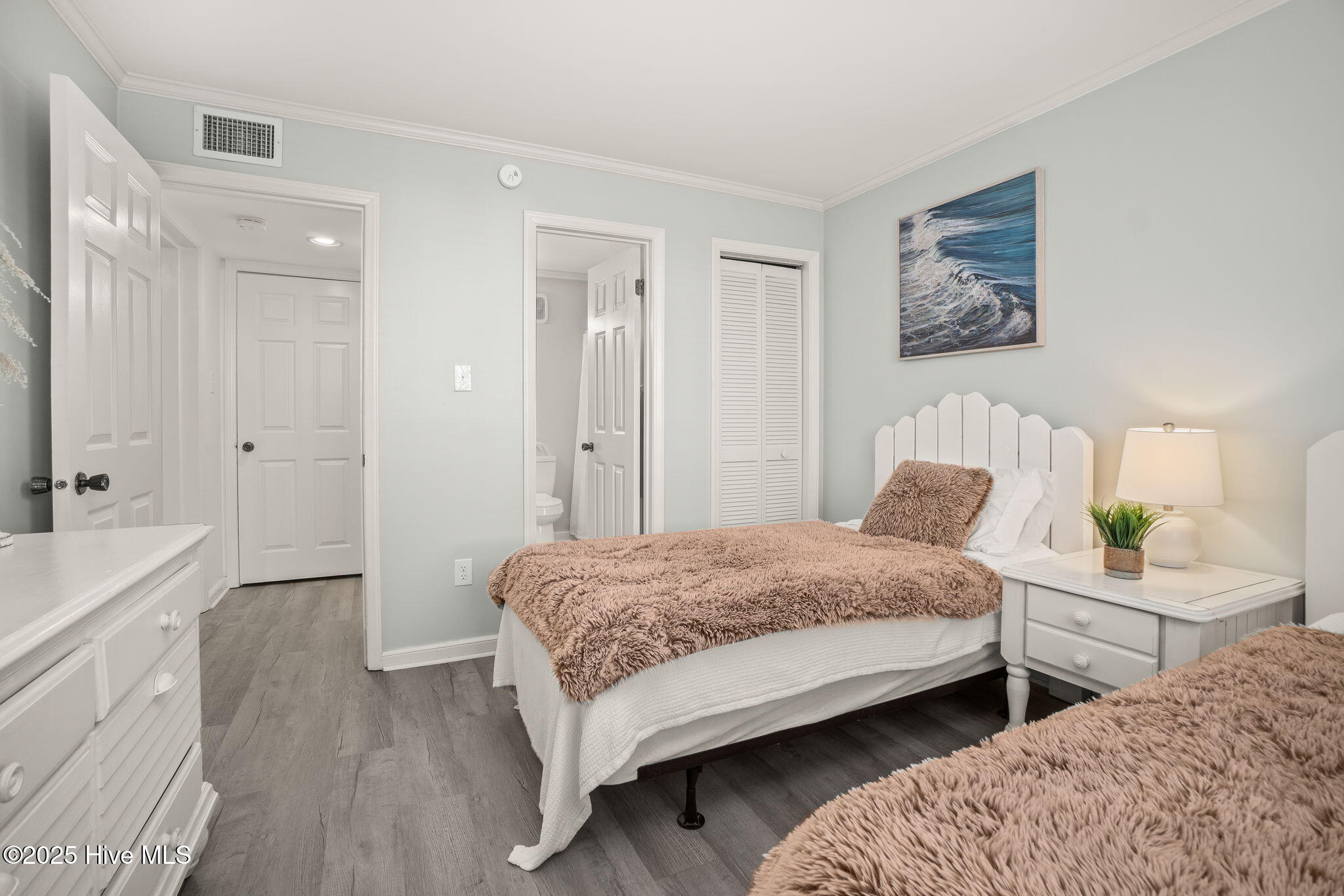 100490191 | Photo 21