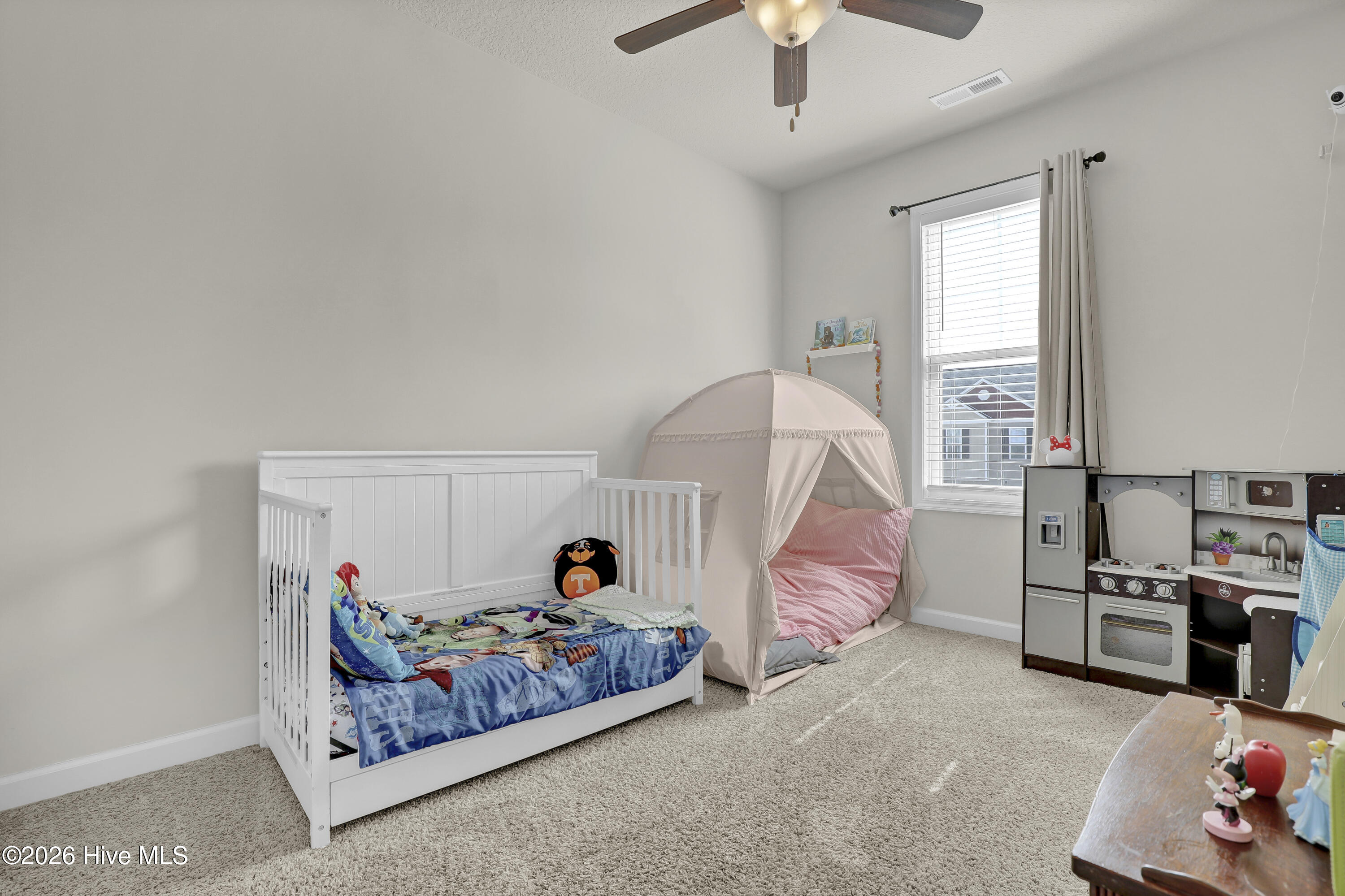 100560306 | Photo 20