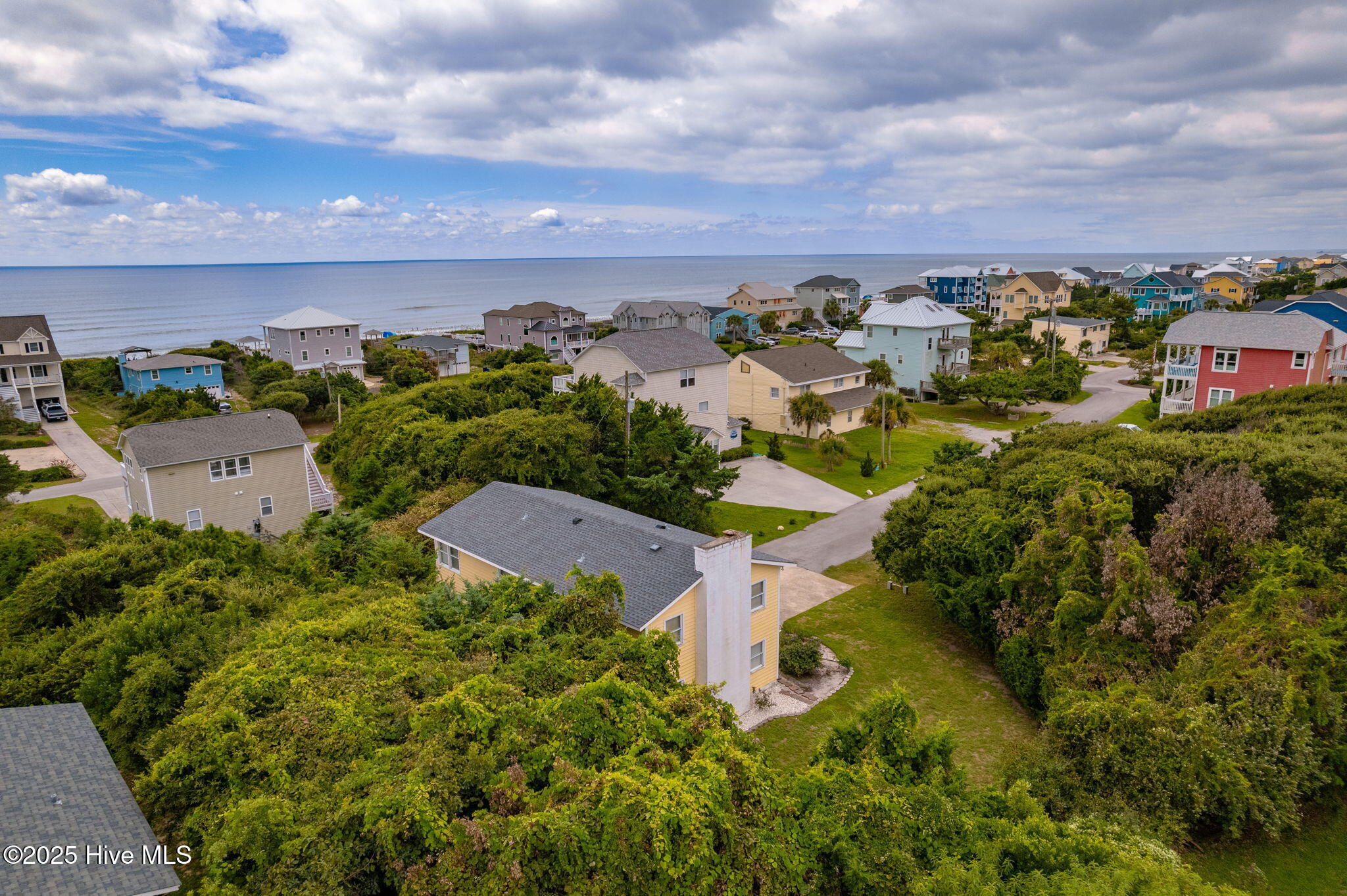 100527418 | Photo 42