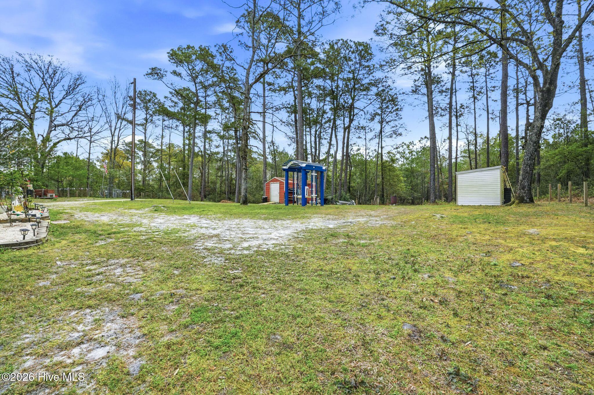 100565168 | Photo 44