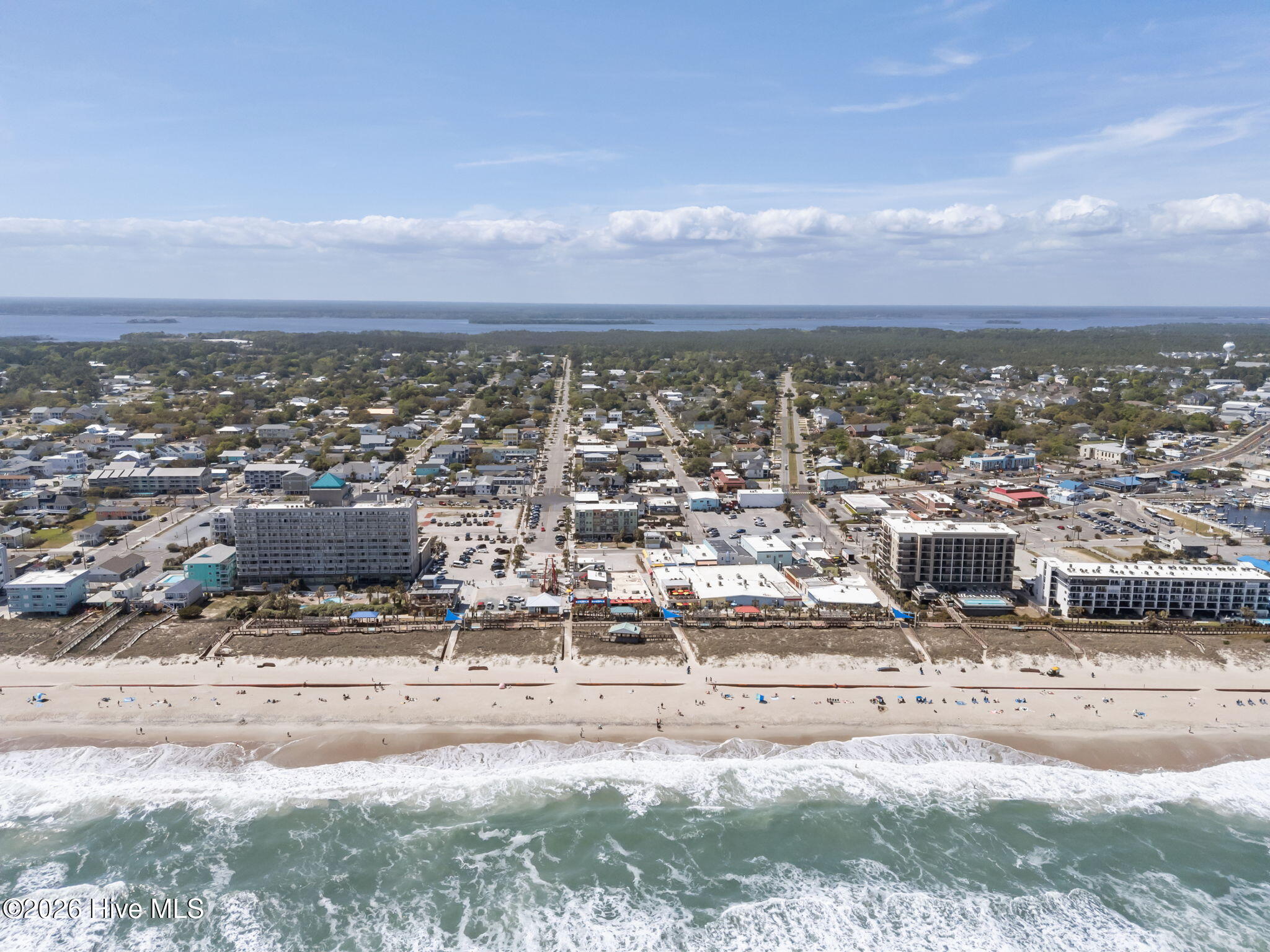 100566225 | Photo 46