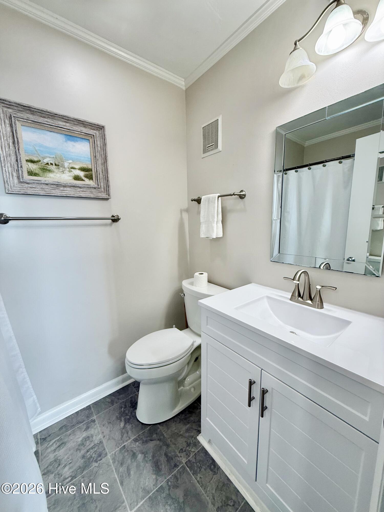 2511 W Ft Macon Road 208-B,Atlantic Beach