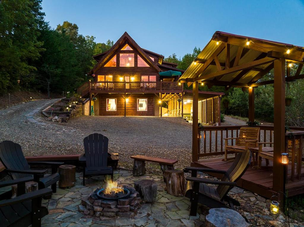 145 Skyview Drive, Murphy, NC 28906 Listing Photo  1