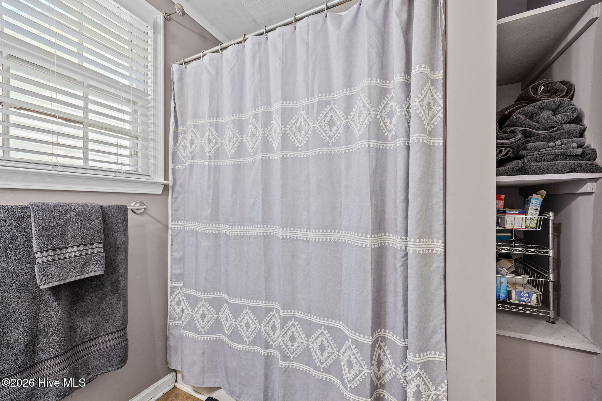 2812 Evans Street, Morehead City, NC, 28557