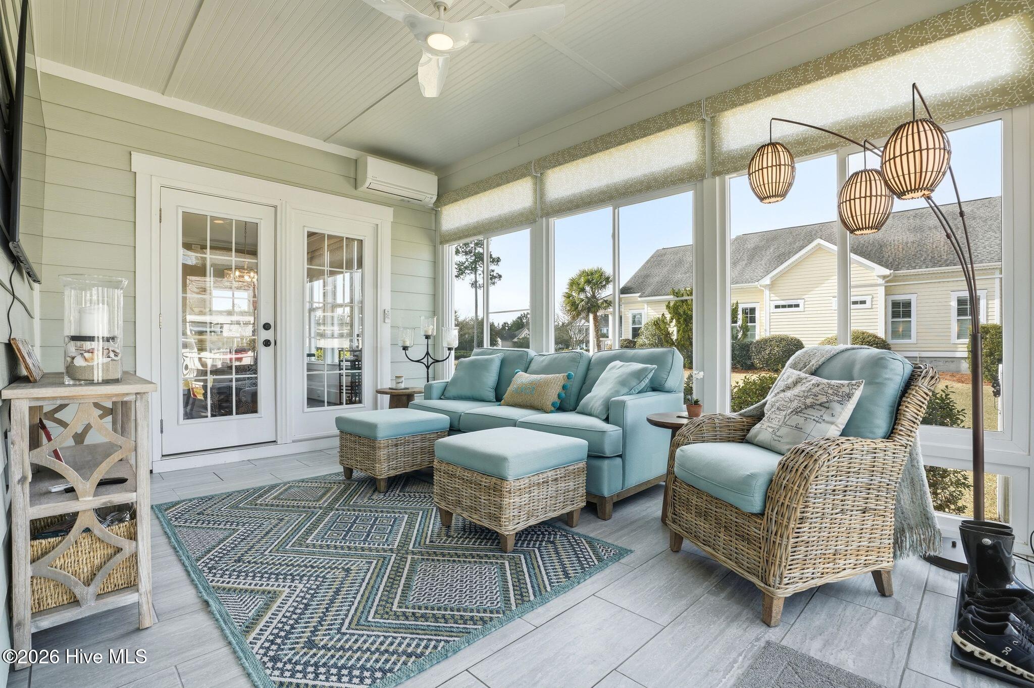 100559080 | Photo 63