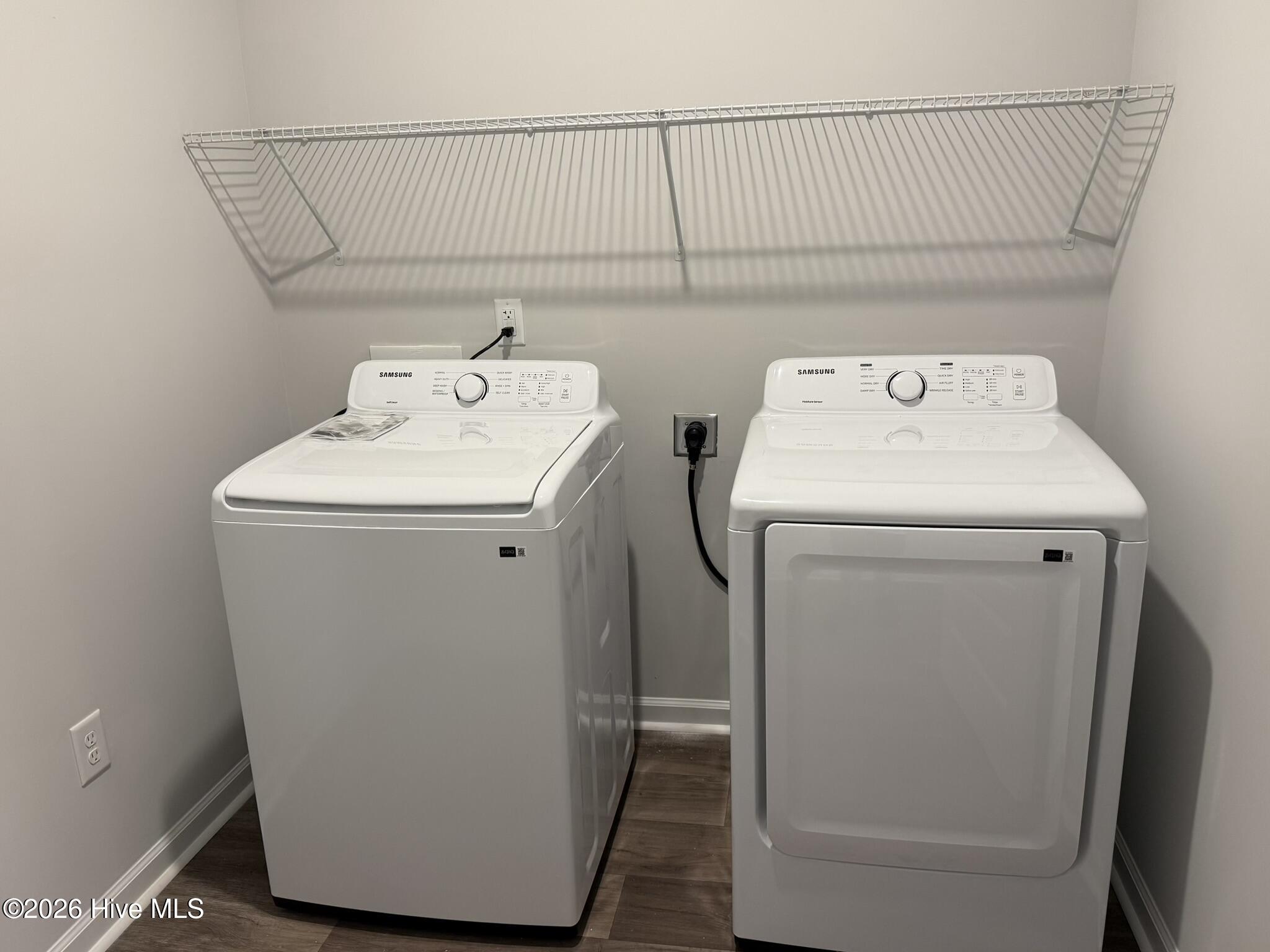 100566232 | Photo 16