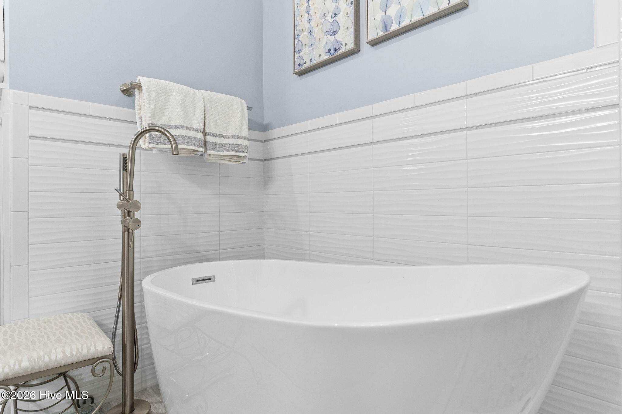 100549864 | Photo 37