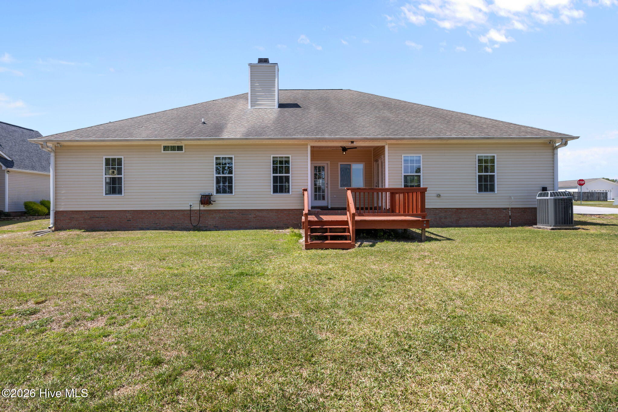 100567652 | Photo 50