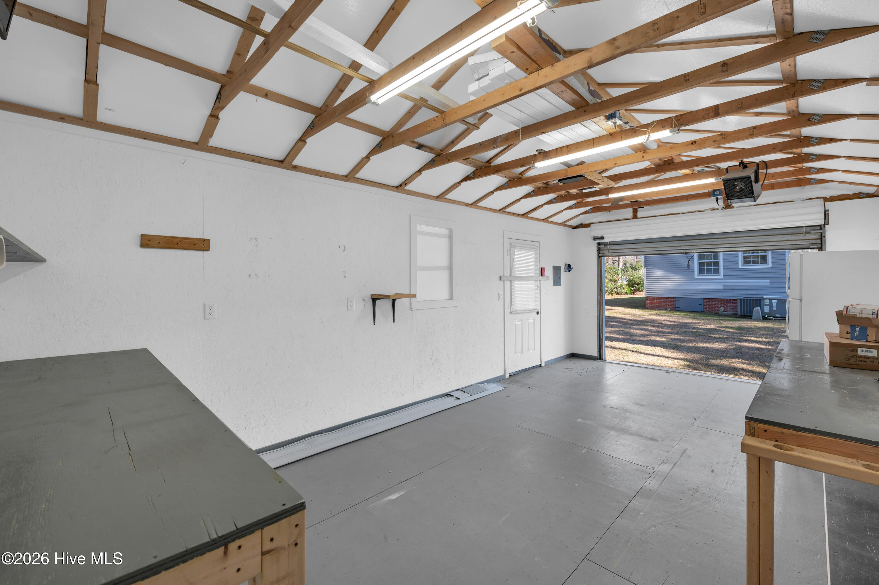 100547625 | Photo 37